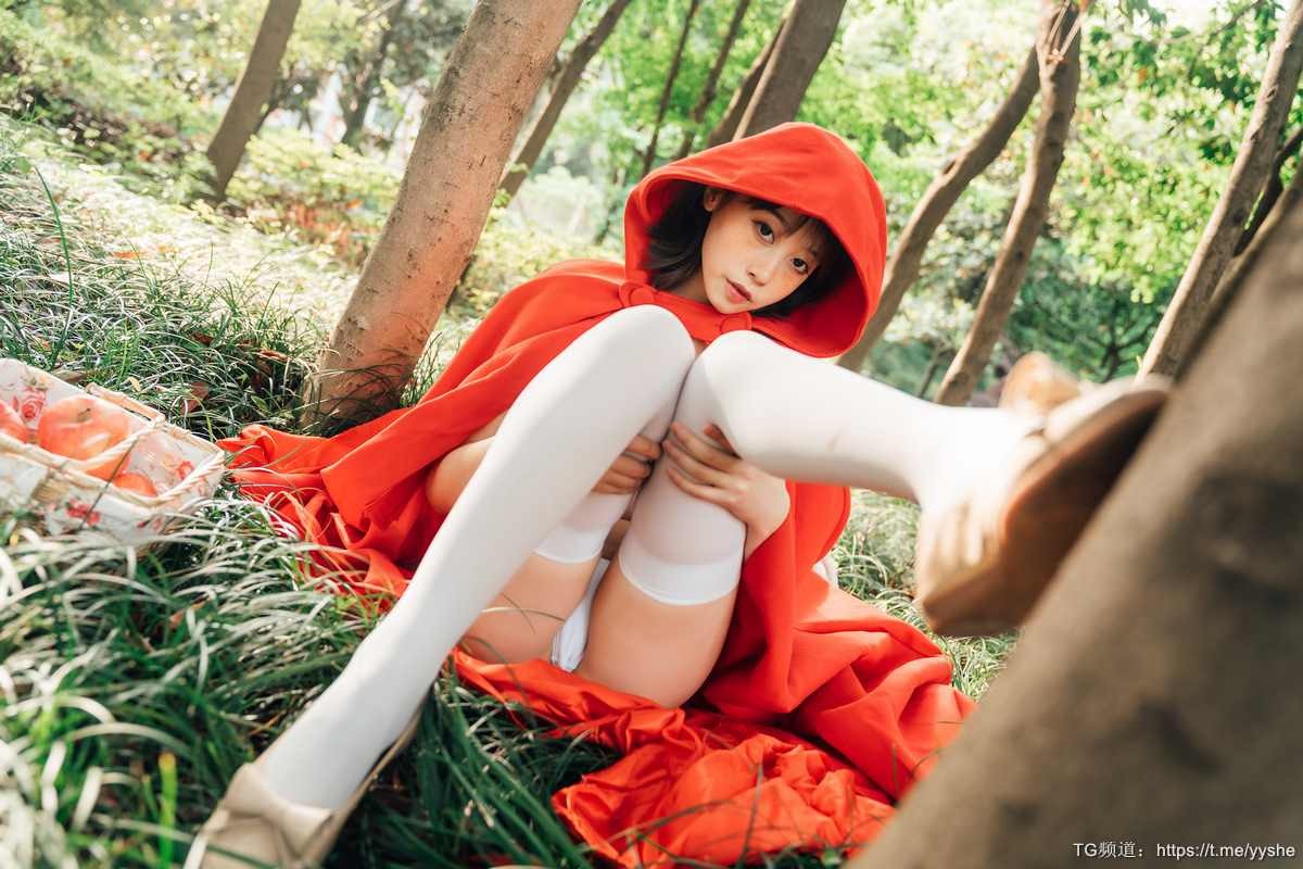 [Cos]奈汐酱 - 大红帽 [31P+2V](20)
