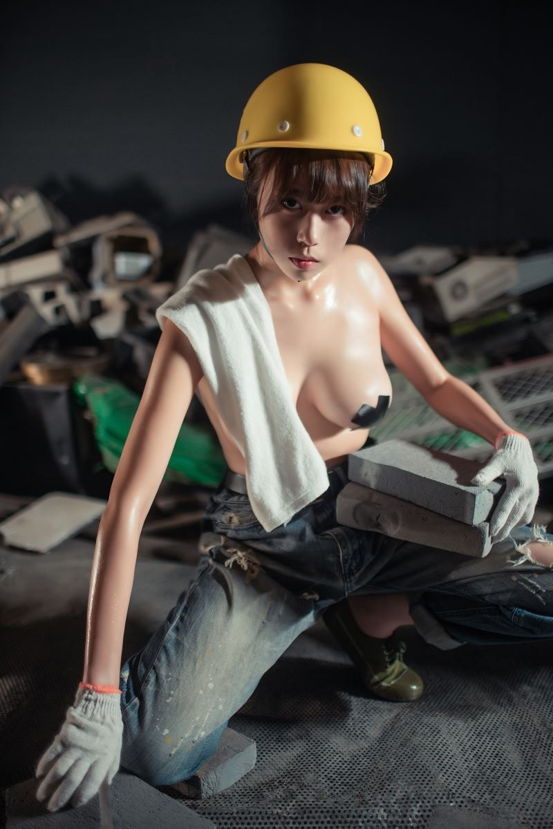 [Cos]奈汐酱 - 咱们工人有力量[35P](2)