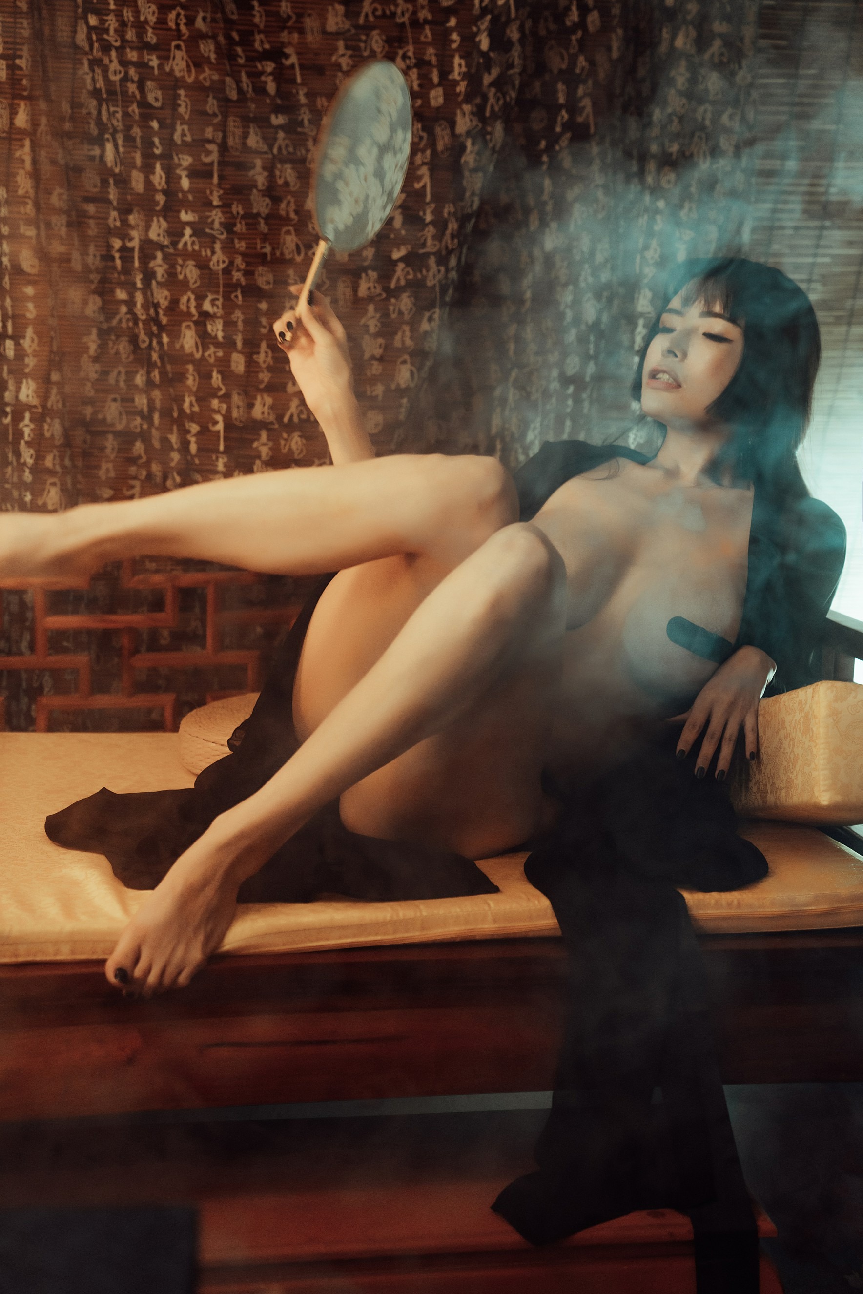 秋和柯基 -  穿黑纱的小妖精(38)