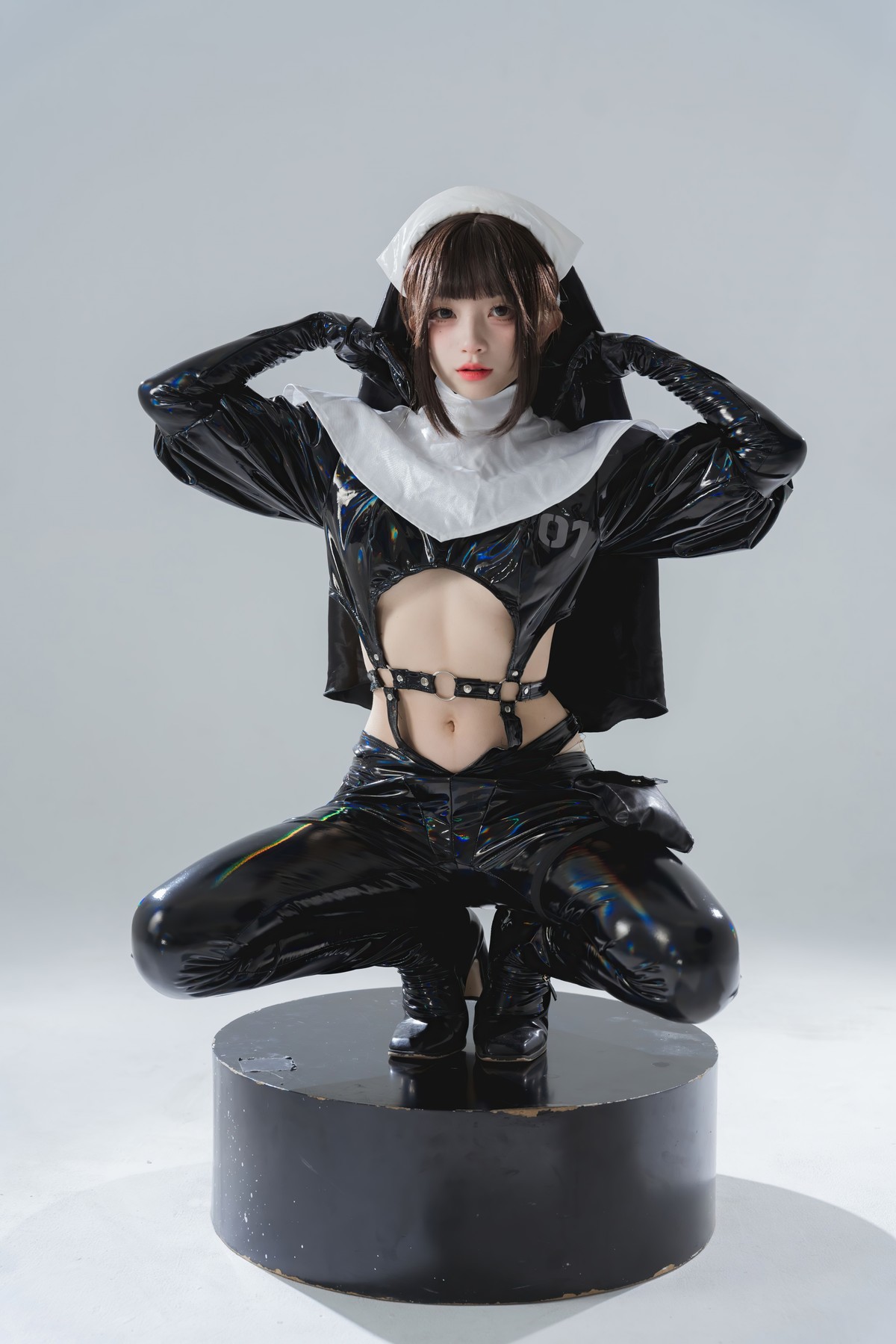 Cosplay 花铃 漆皮修女(36)