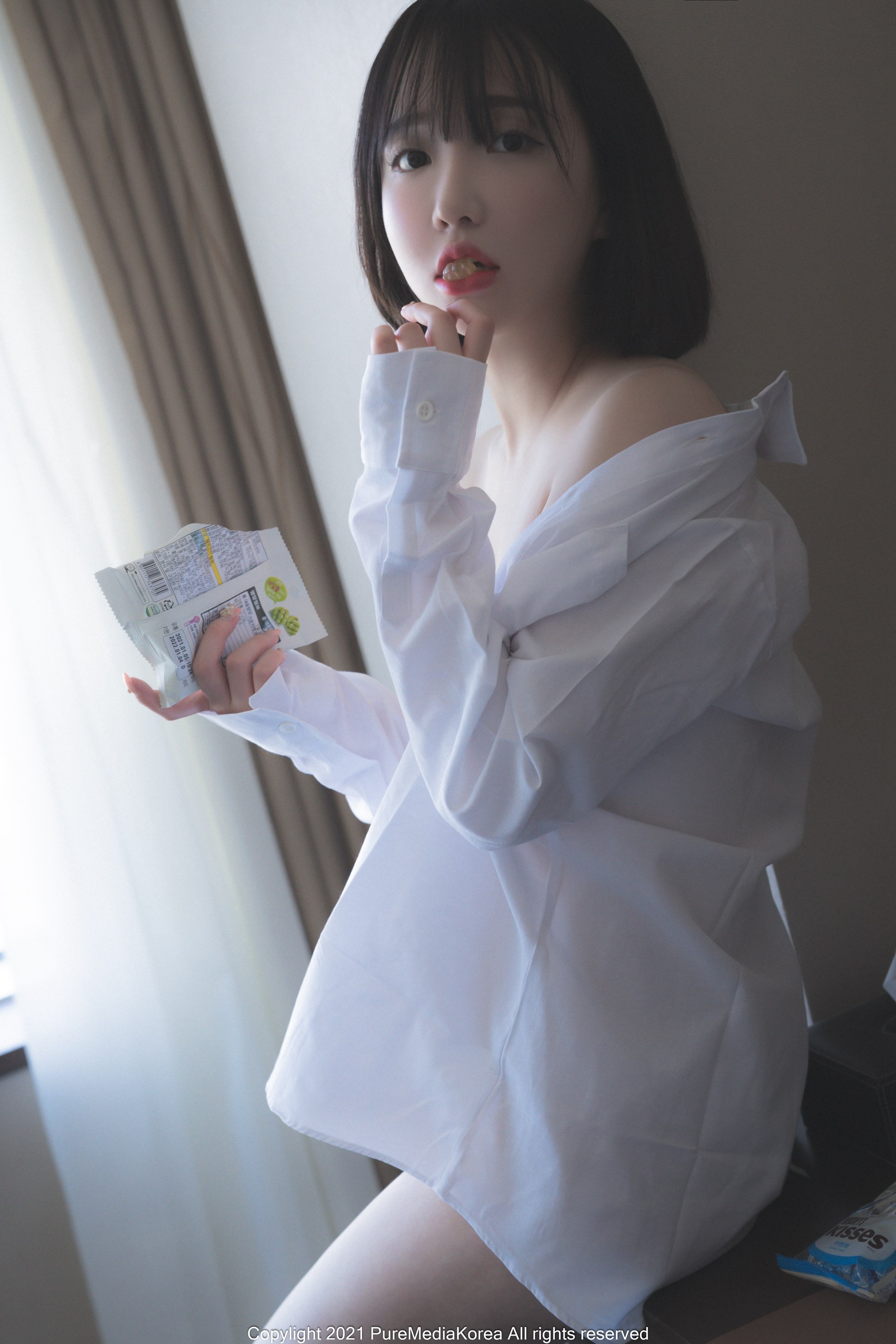 Pure Media Vol.070 Son Ye-Eun (손예은)  72P(37)