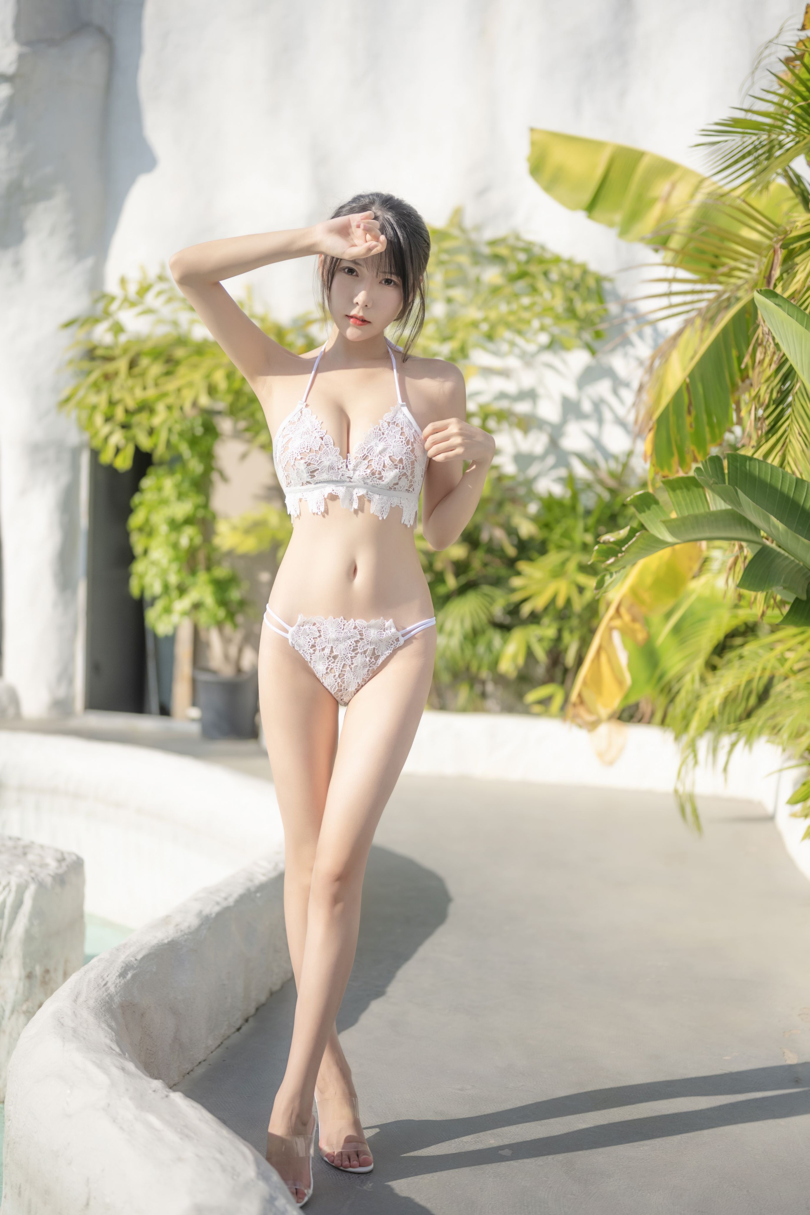 香草喵露露 - NO.27 小鹿乱撞 泳装正片 [34P-708MB](1)