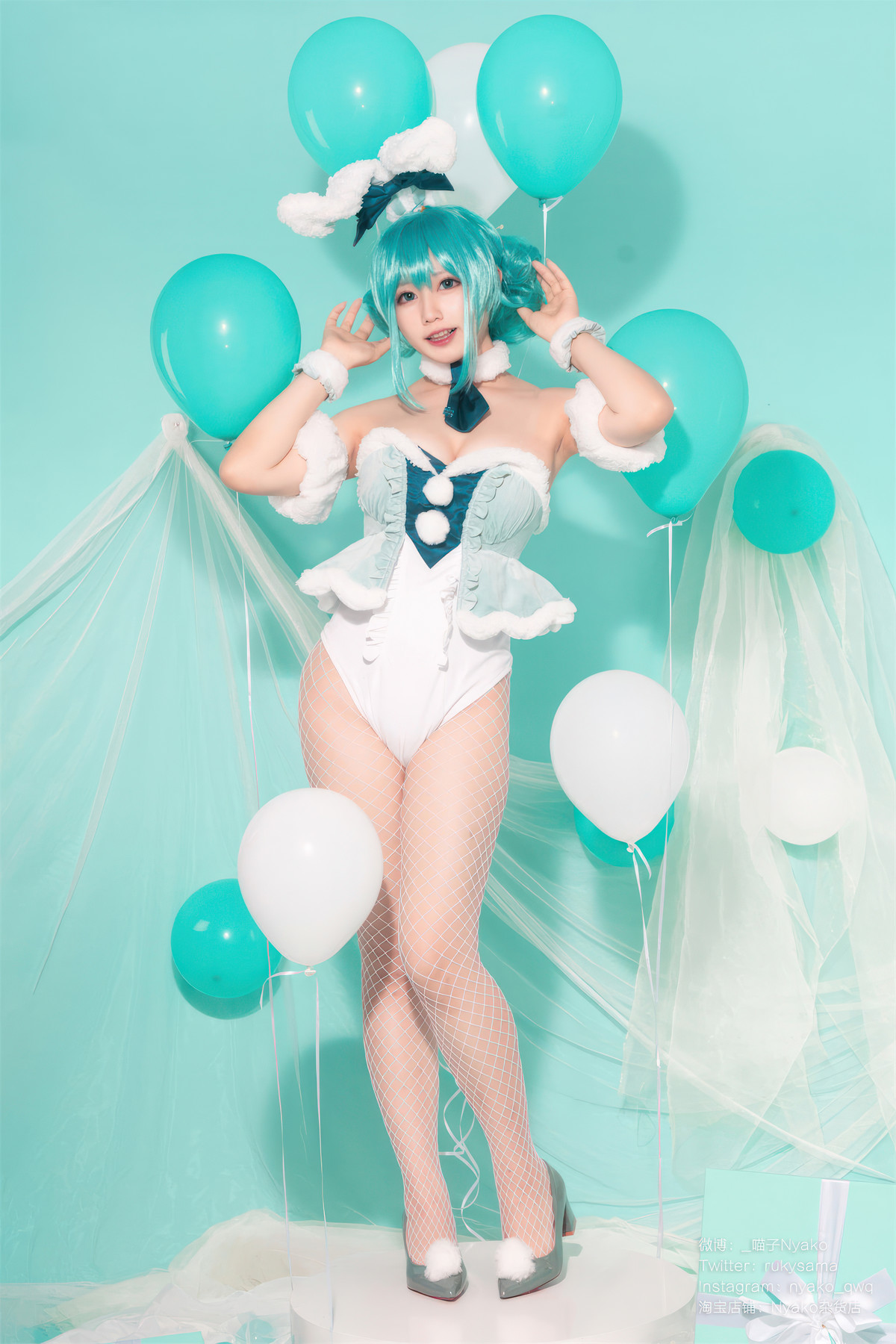 Cosplay Nyako喵子 初音白兔(18)