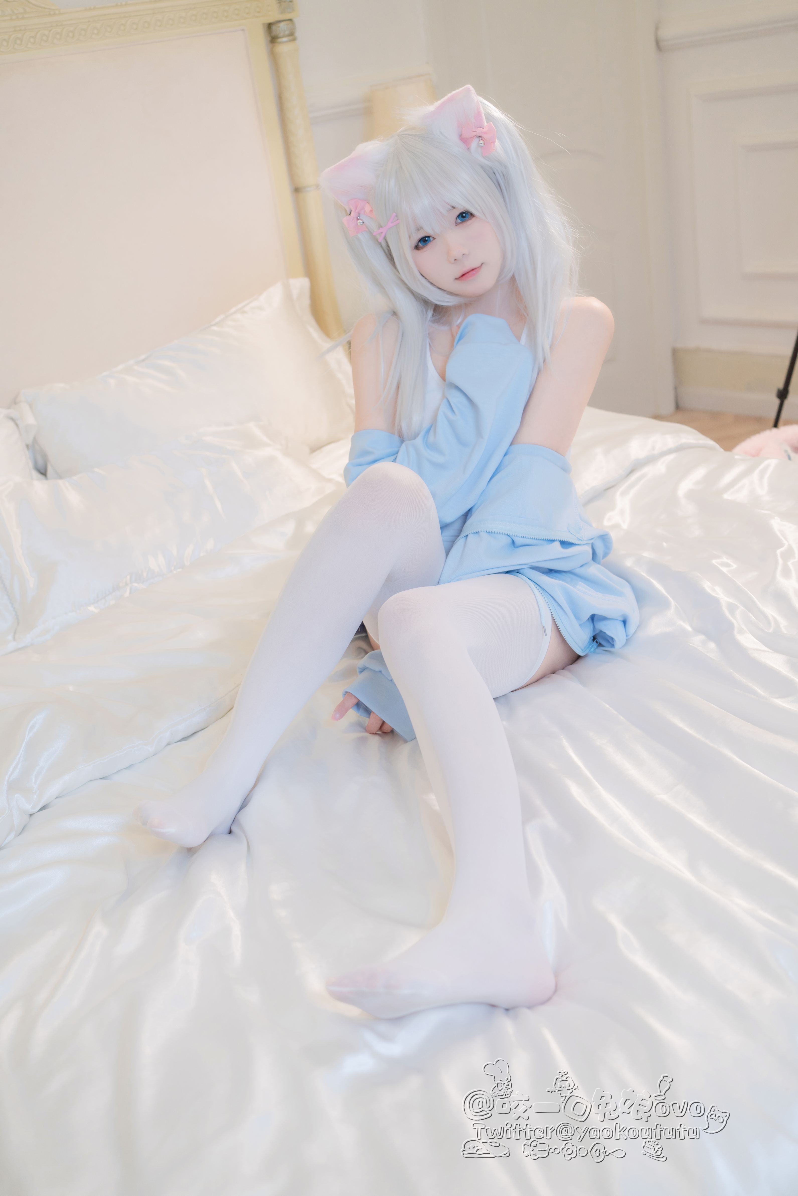 咬一口兔娘(黏黏团子兔) 做你的猫 56P+1V(10)
