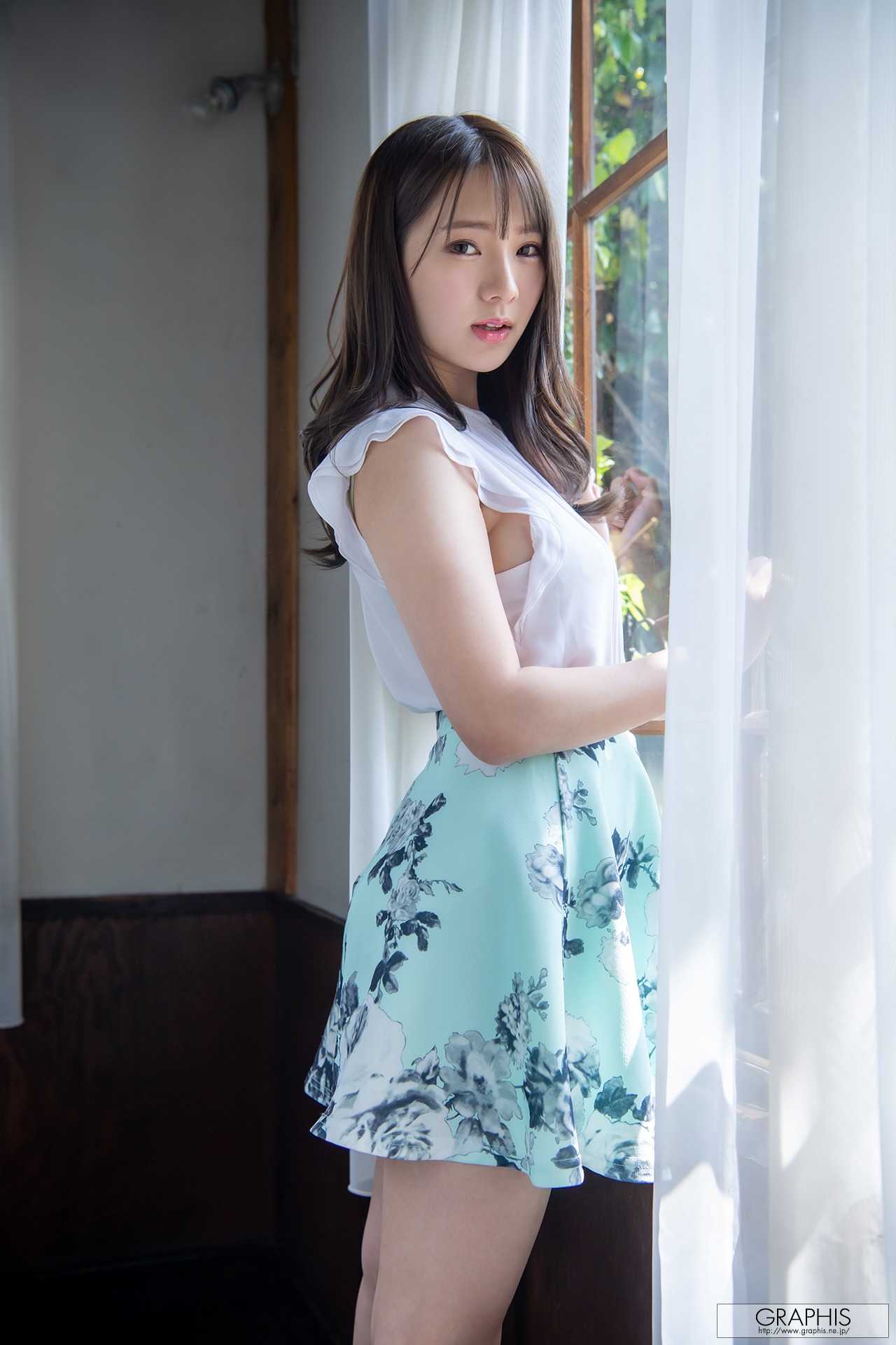 [Graphis] First Gravure – Uta Hayano はやのうた 141P(20)