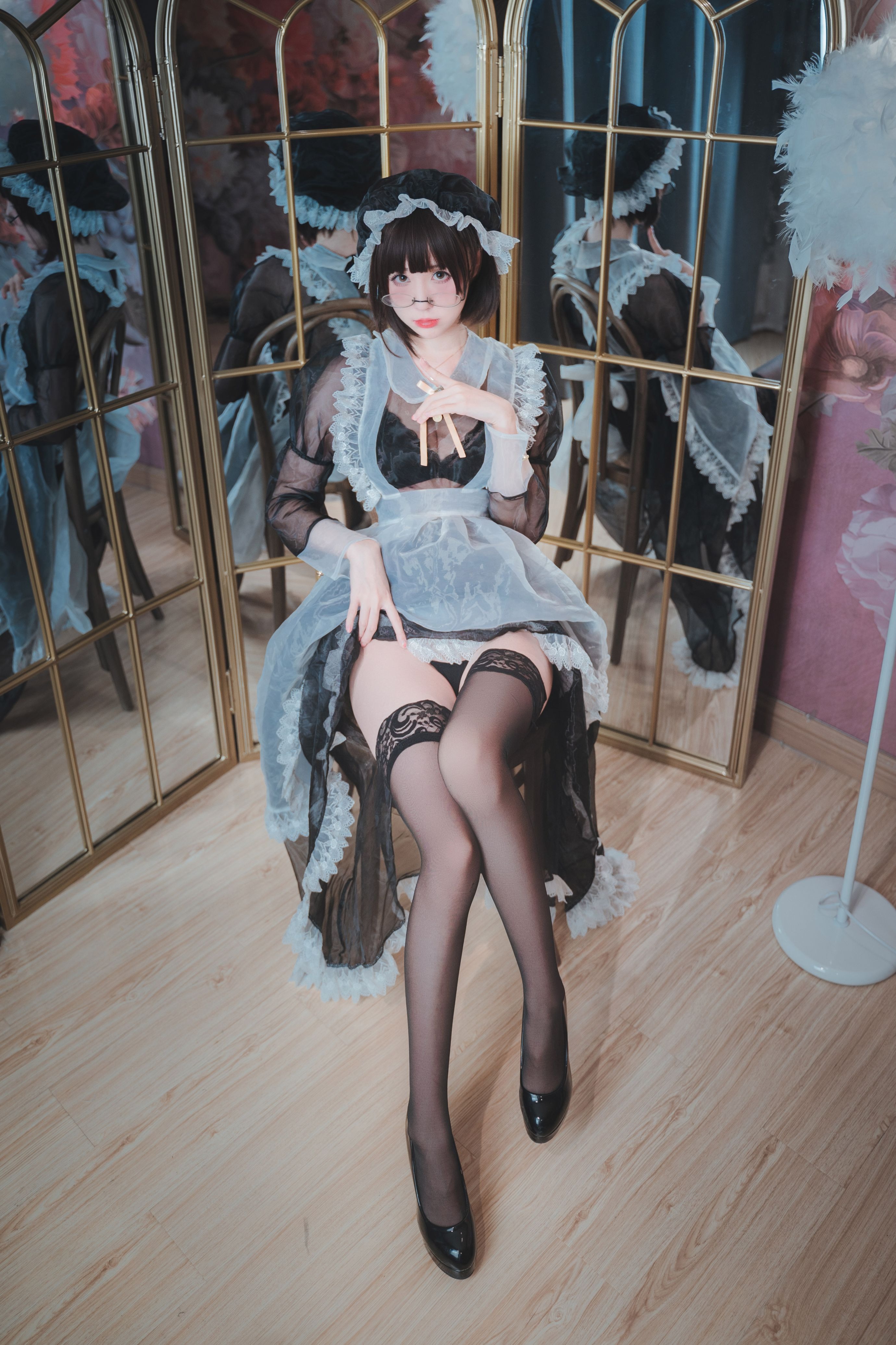 西园寺南歌 - NO.04 透明女仆 [50P2V-568MB]