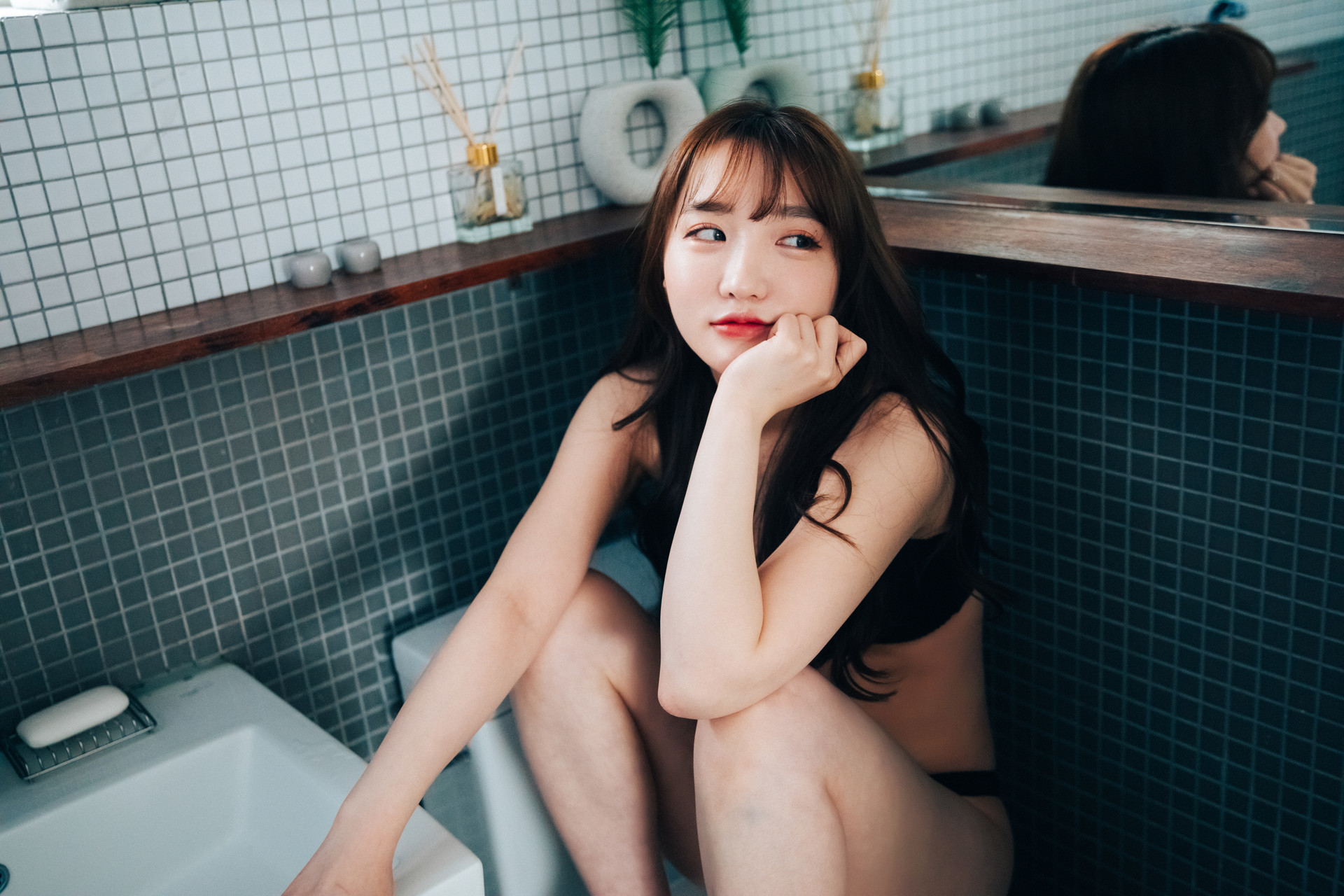 Son Yeeun 손예은, [Loozy] Maximum Vol.01(35)