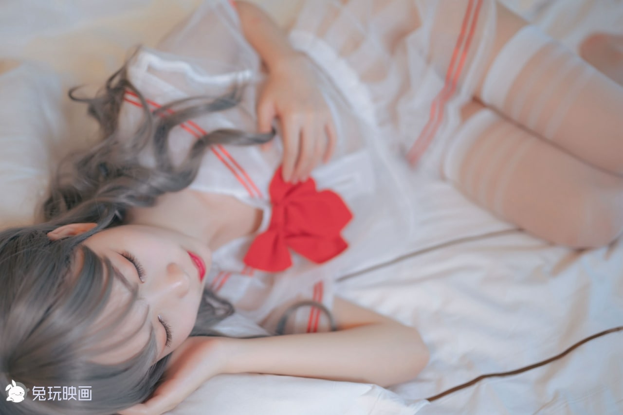 抖娘利世-白色死库水激凸自拍、波西米亚、穿制服的小姐姐[105P](65)