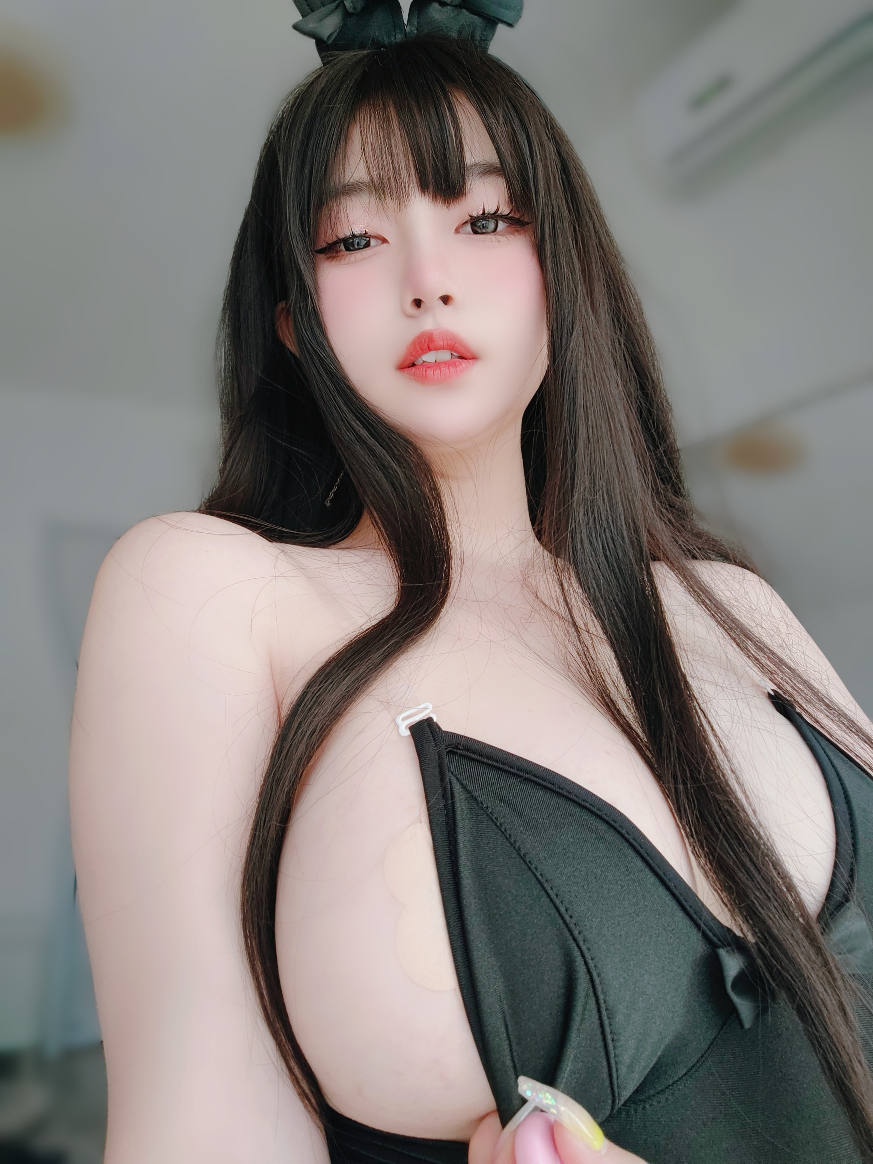 女主K 黑丝兔女郎 [102P-353MB](85)