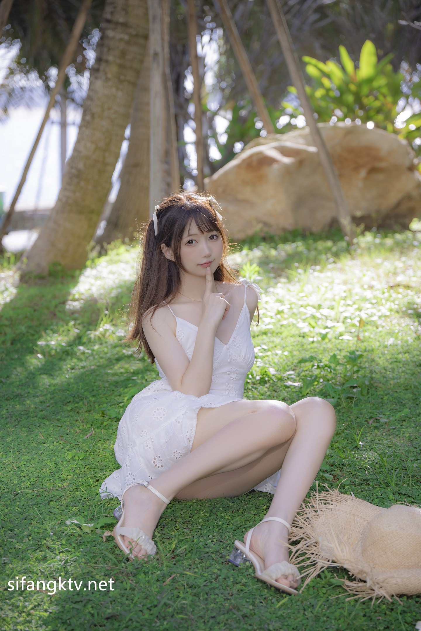 百万COS博主 Onlyfans nagisa魔物喵(134)