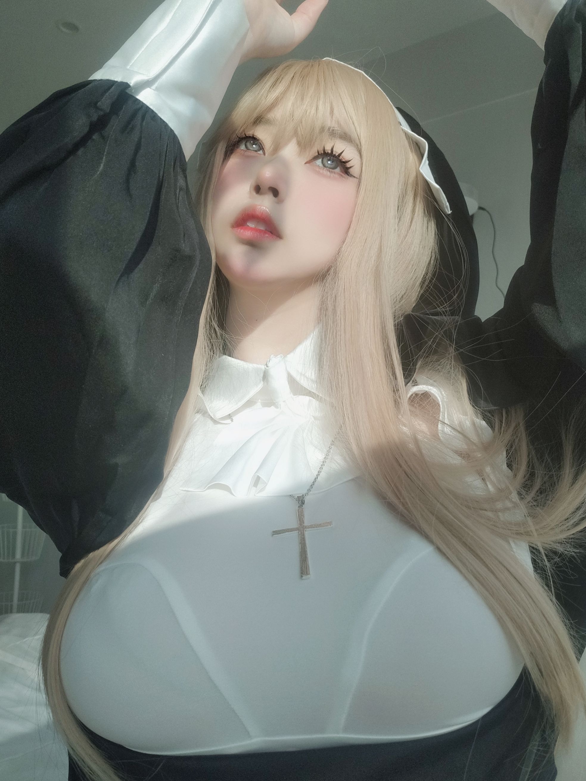 女主K 修女(12)