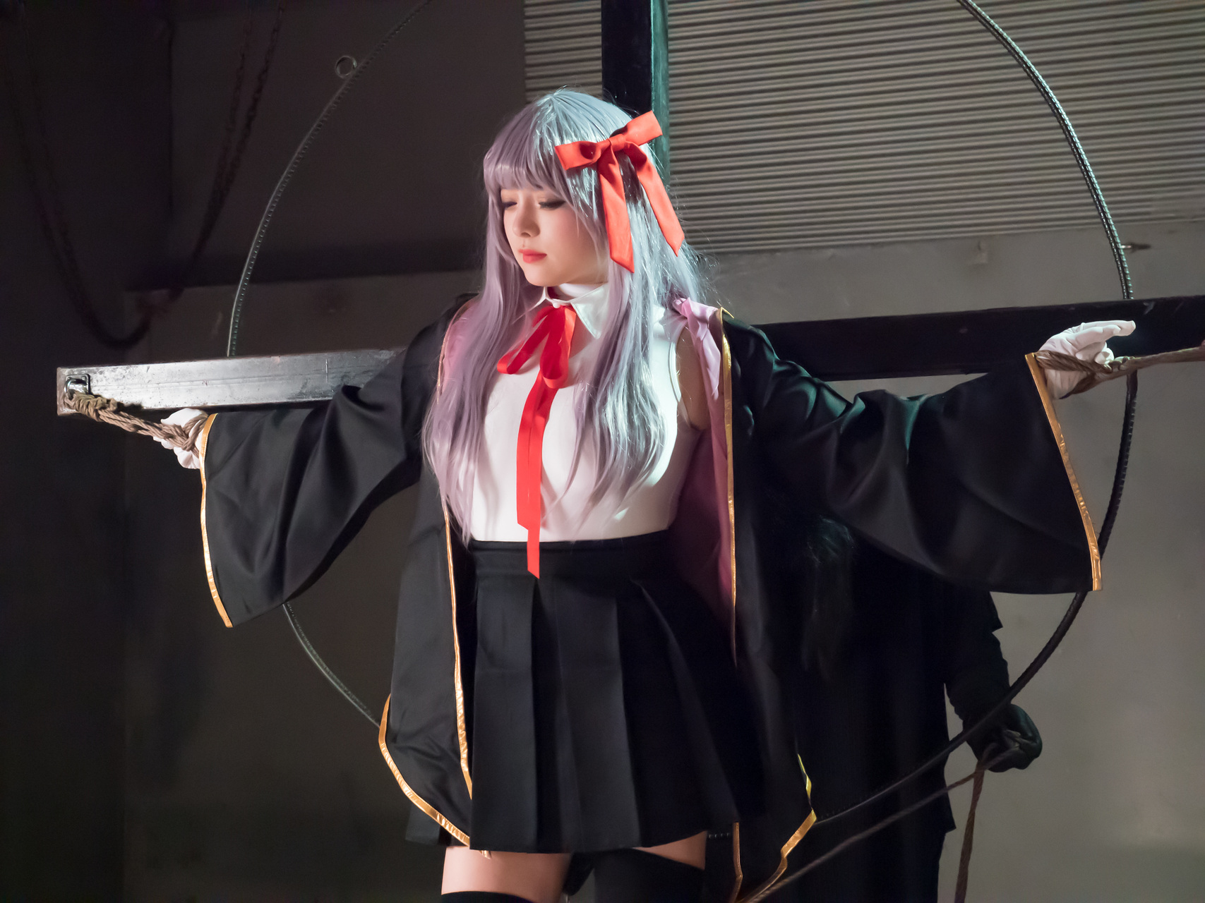 あなたが好きなのは？ダークな世界観で緊縛されている少女(26)
