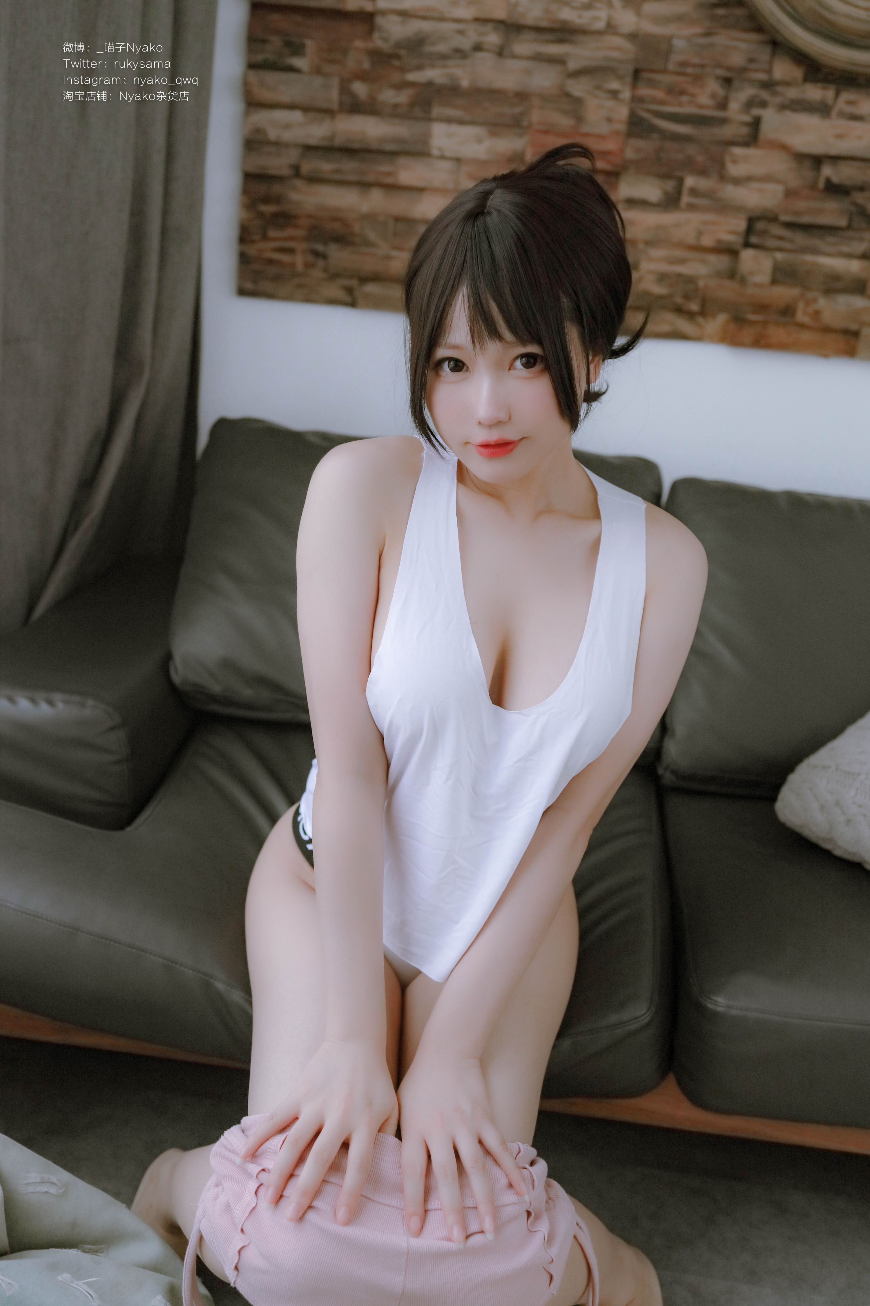 VOL.32《隣のやばいお姉さん》-背心[78p1v-732M](28)