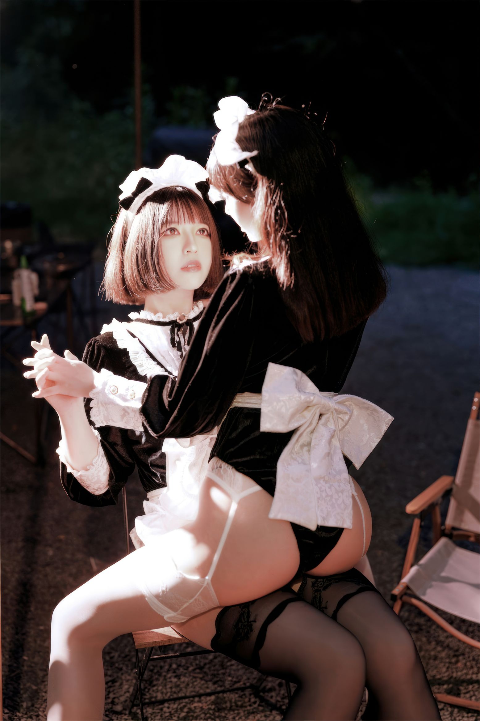 半半子&面饼仙儿 - メイド姉妹(27)