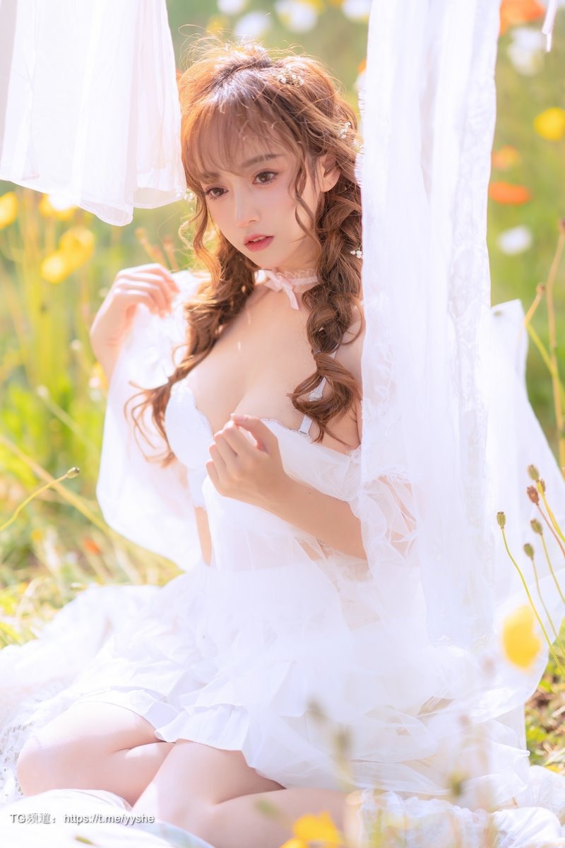 [Cos]过期米线线喵 NO – 晒衣服 [41P](23)