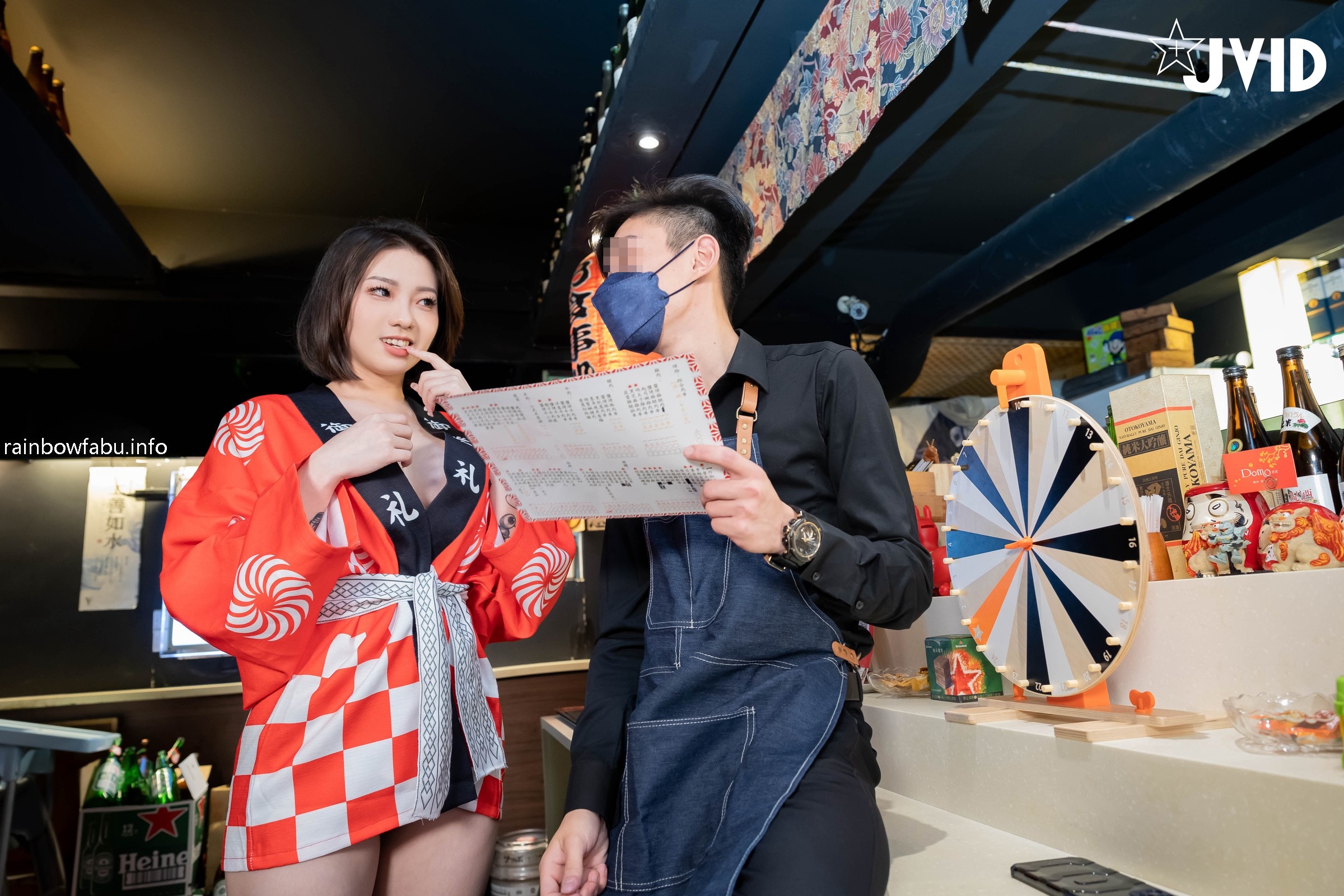 雅婕+婕咪情侣交换4P【男友生日招待却成为淫乱的开始 只要忍耐不射就免费招待】(113)