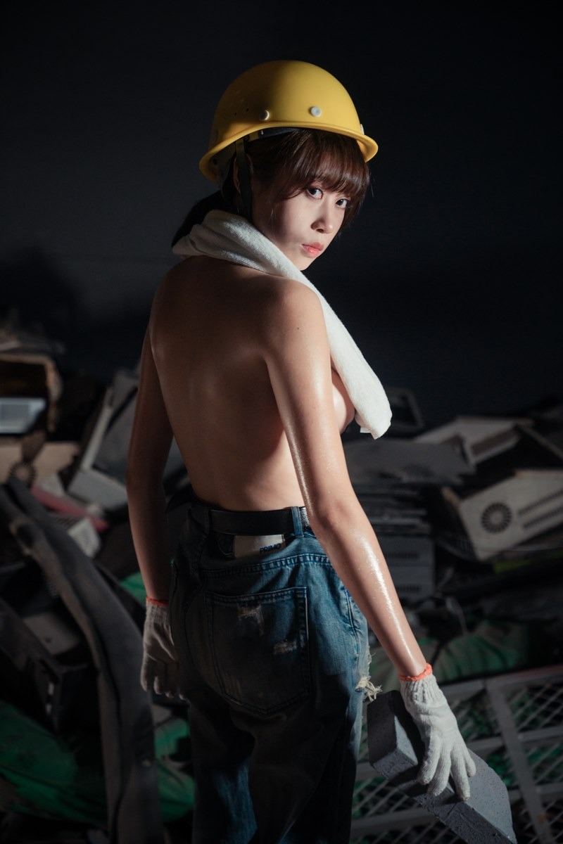 [Cos]奈汐酱 - 咱们工人有力量[35P](18)