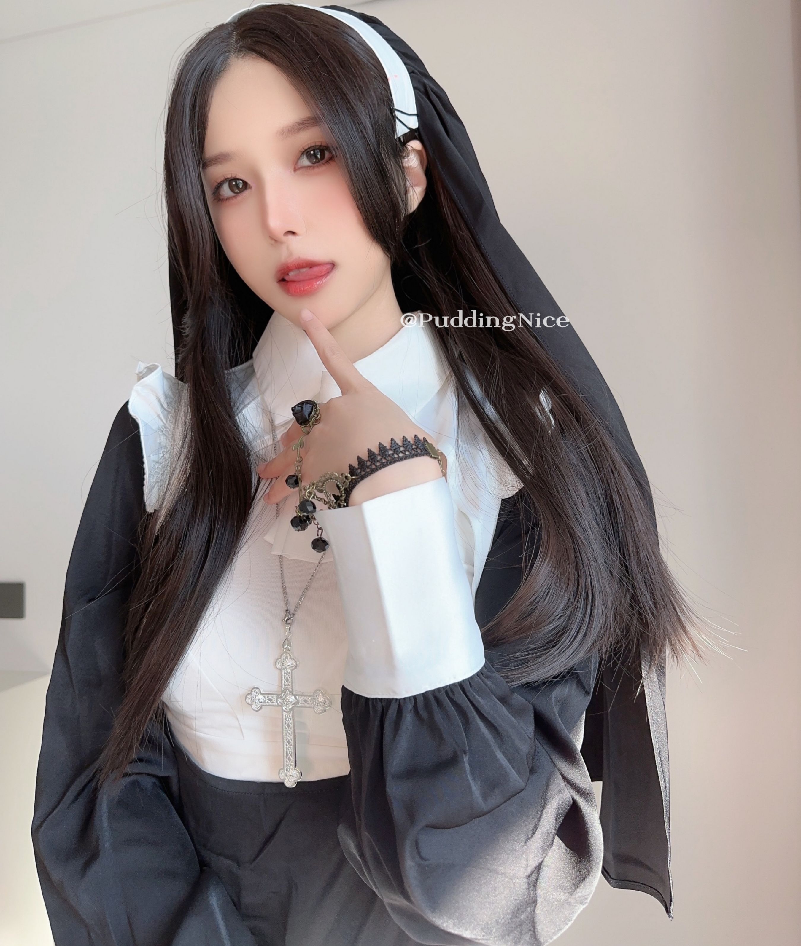 布丁大法 修女 167P 3V(79)