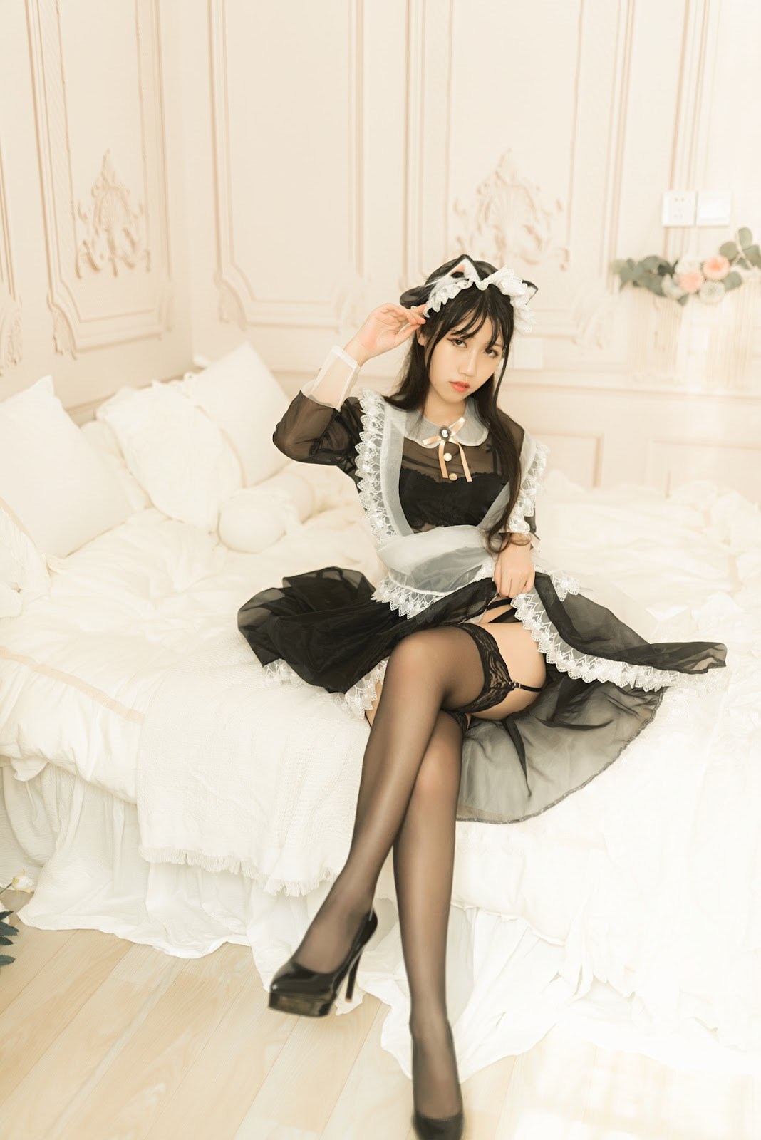 Cosplay 不呆猫 透明黑丝女仆(28)