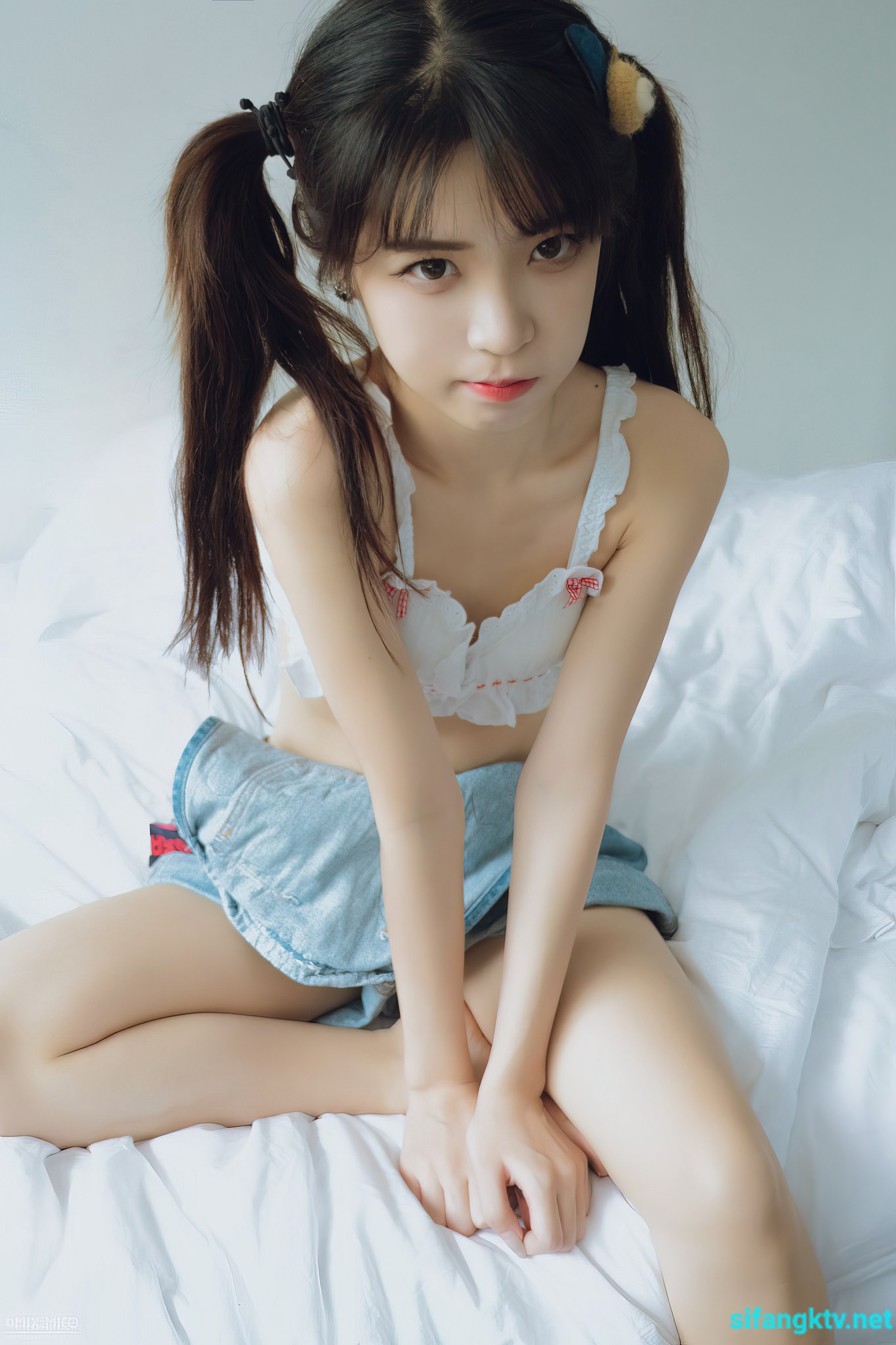 摄影师mix多位模特大尺度无圣光作品[156P](82)