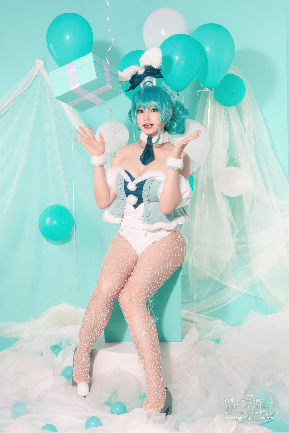 Cosplay Nyako喵子 初音白兔(12)