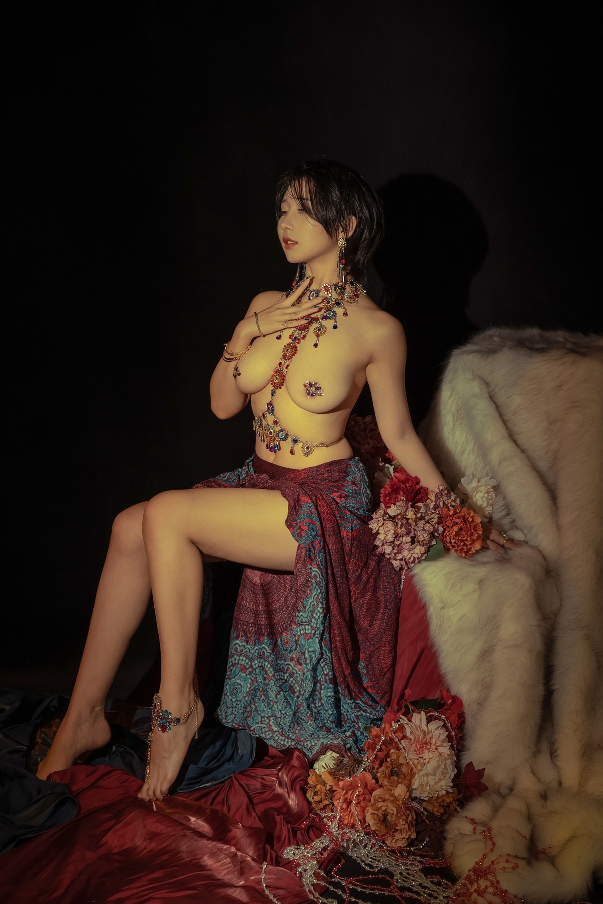 Cosplay 云溪溪 奶桃 Topaz黄宝石(21)