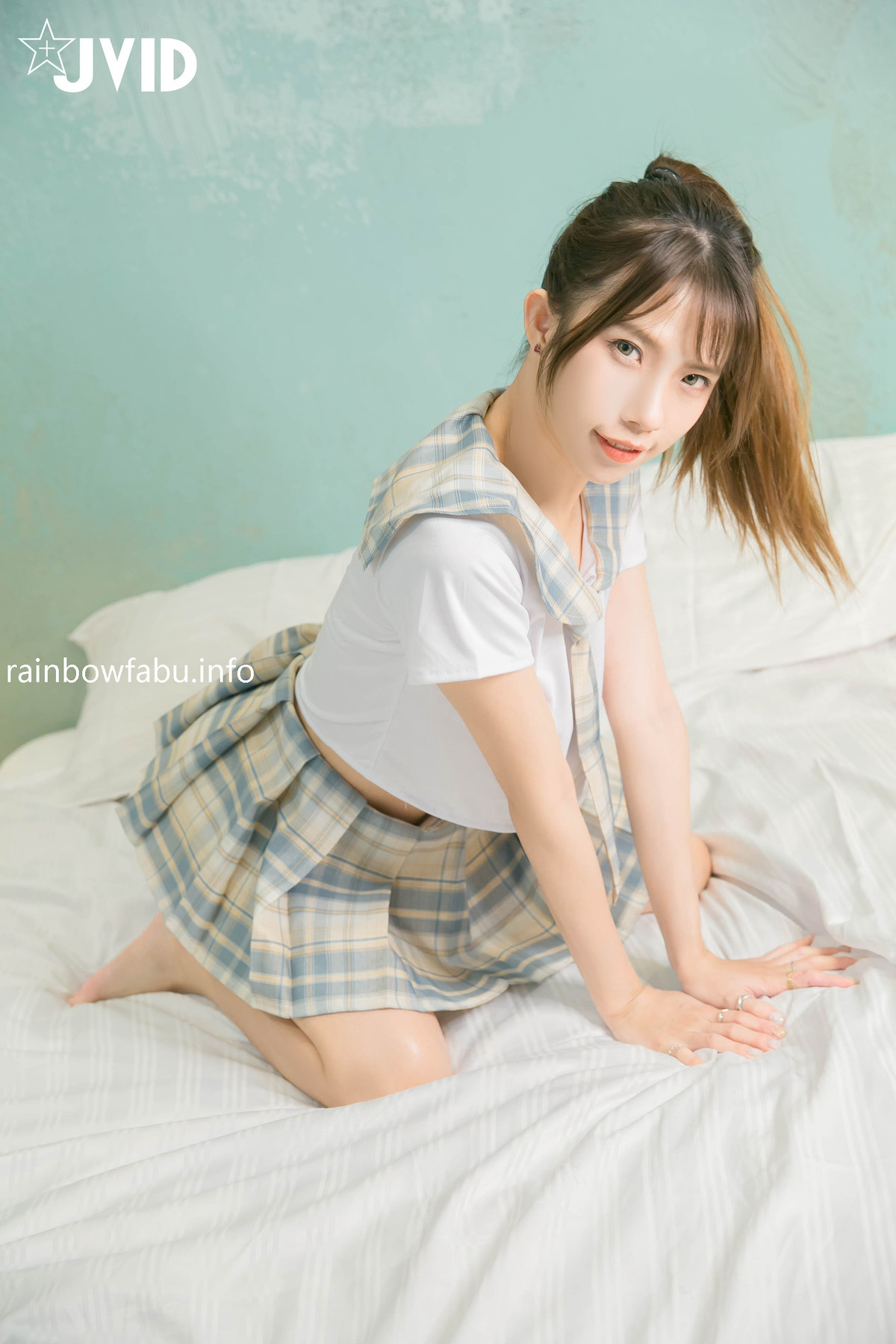 JVID精品 夏小希-离家出走的清纯女学生(15)
