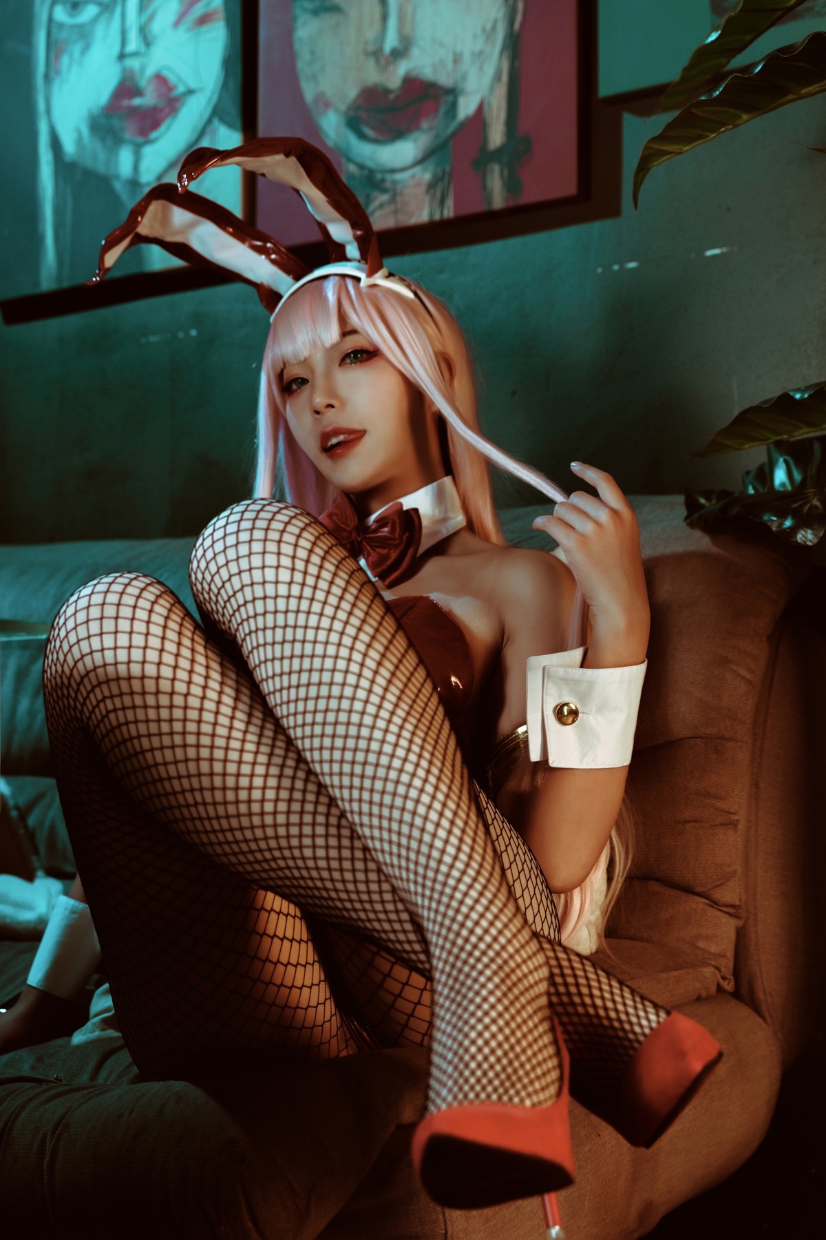 机智的哔啵 Cosplay Zero Two Bunnygirl(12)