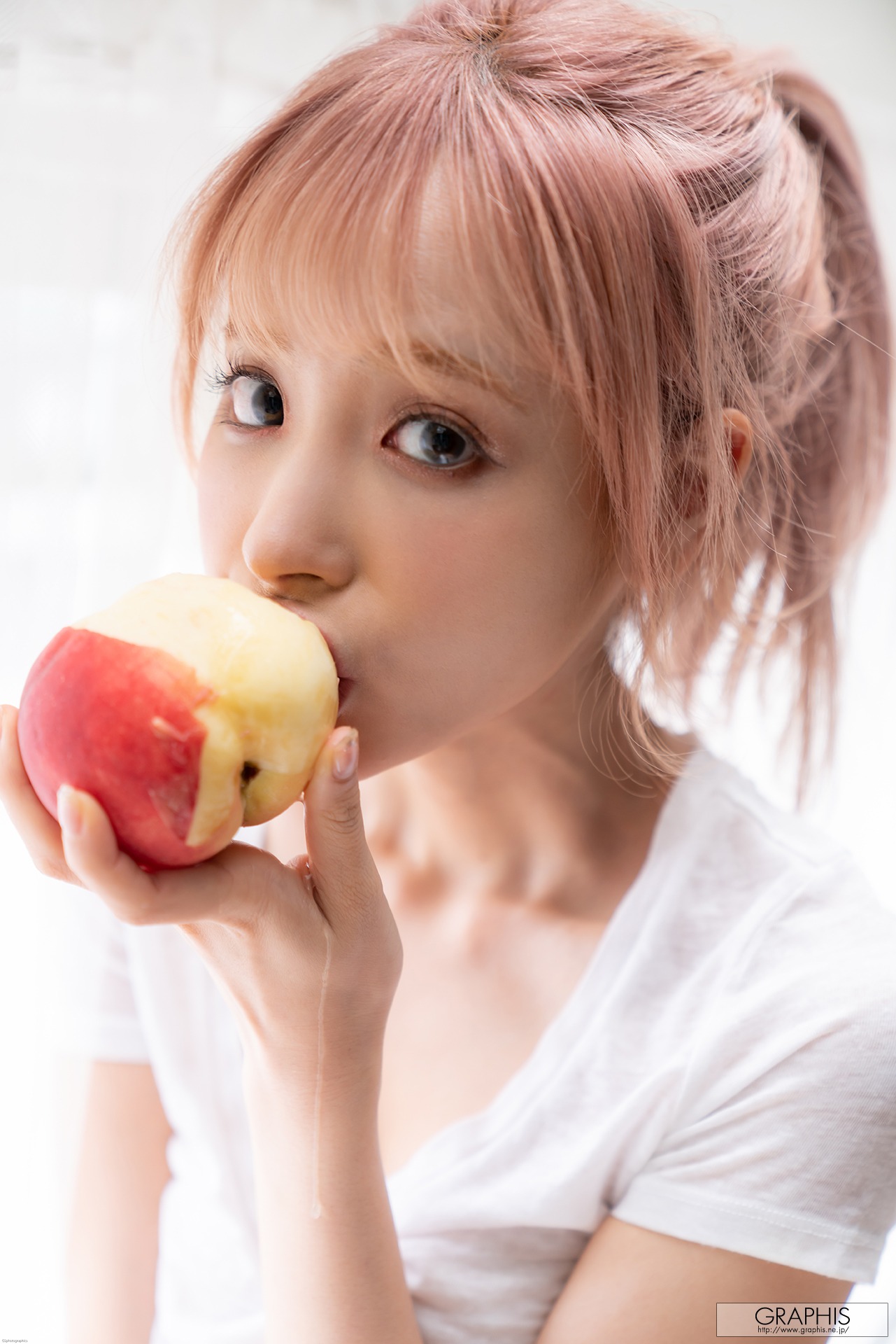 [Graphis]  Kana Momonogi 桃乃木かな 180P(53)