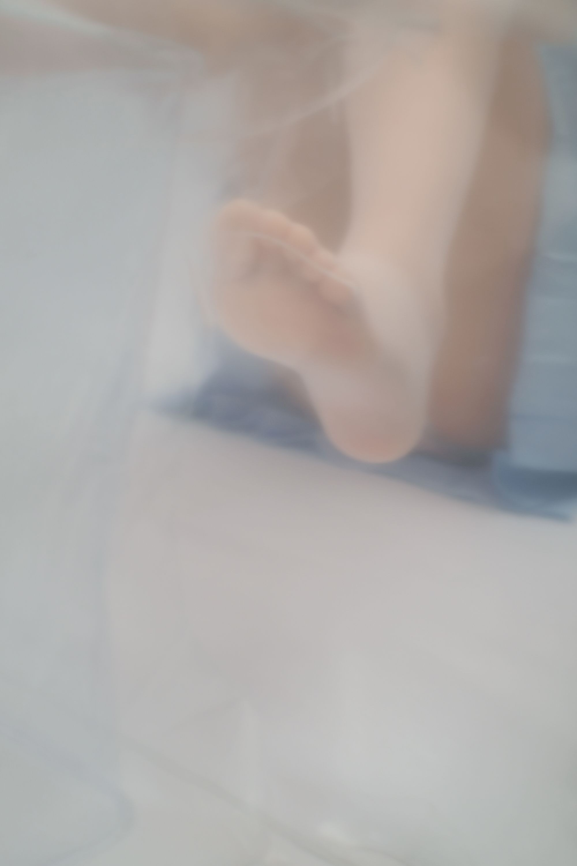 喵写真-[PR15-003] 肉丝美脚玩水瓶[69P1V](10)