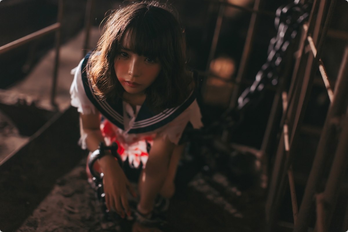 [Cos]疯猫ss- 被囚禁的少女[44P](28)