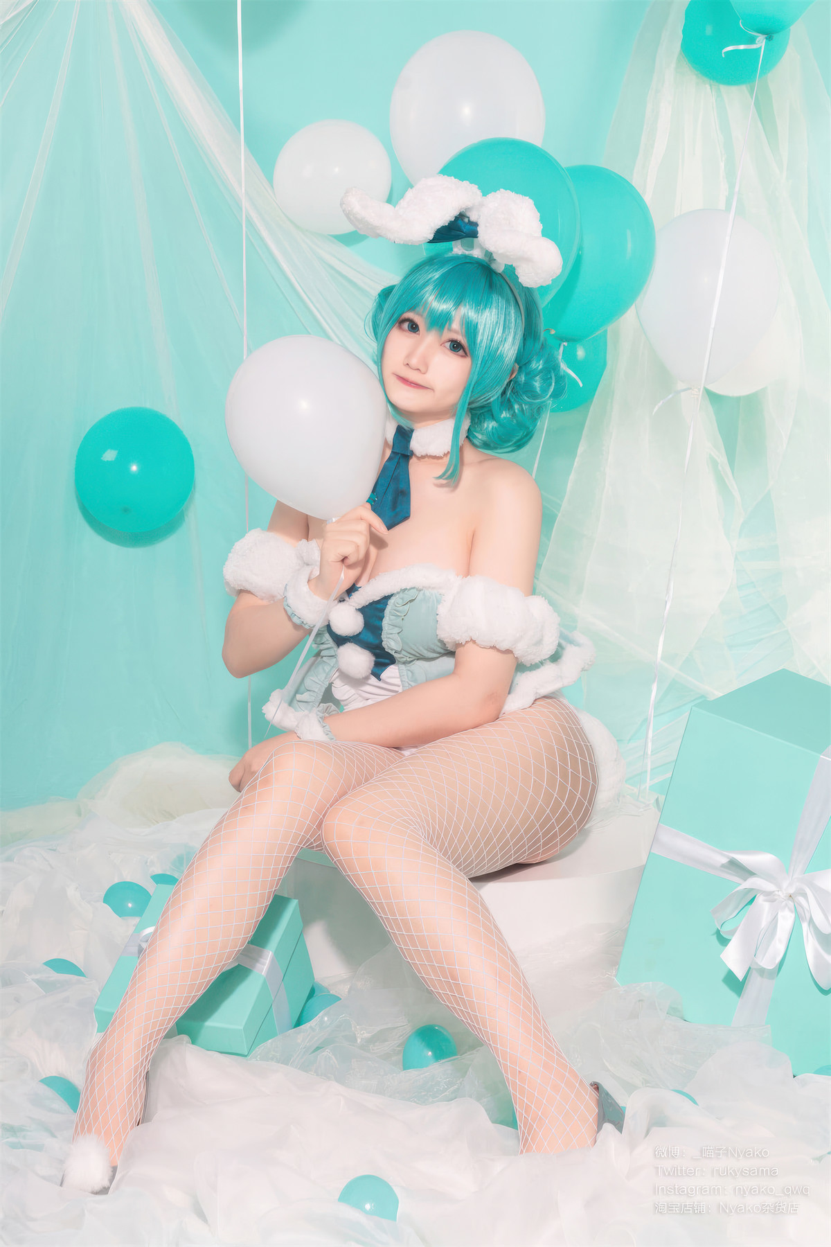 Cosplay Nyako喵子 初音白兔(17)