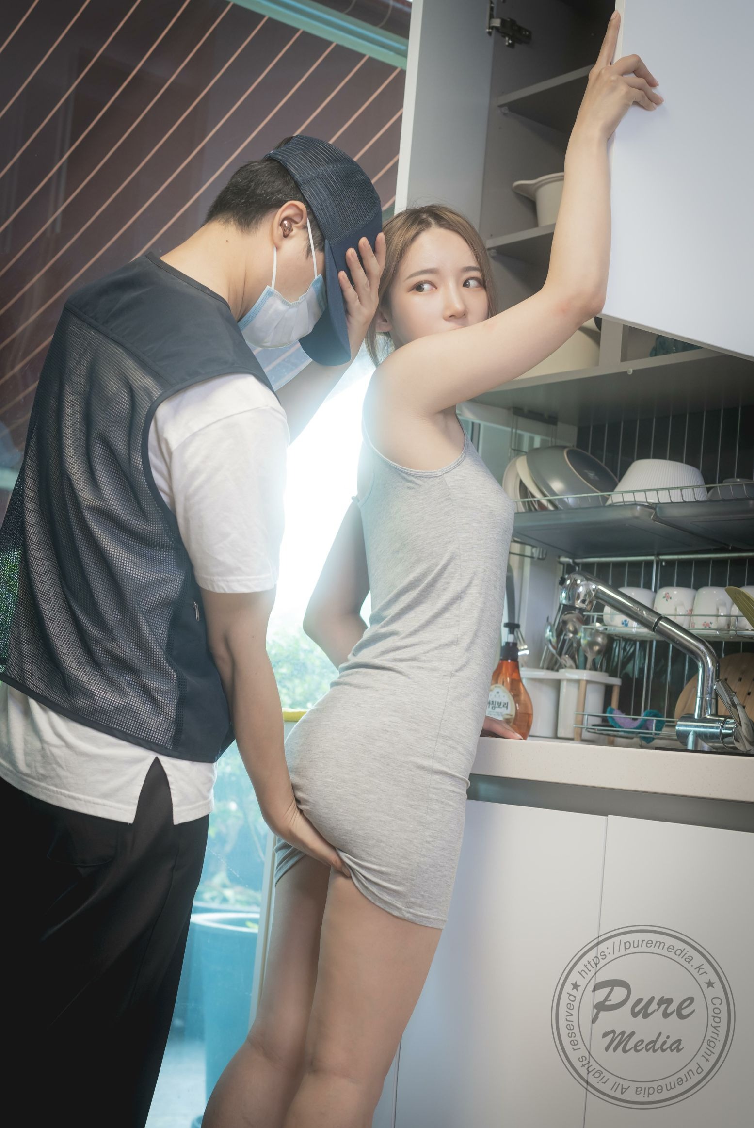 [PureMedia] VOL249 yeha - Bad delivery guy and new wife(131)