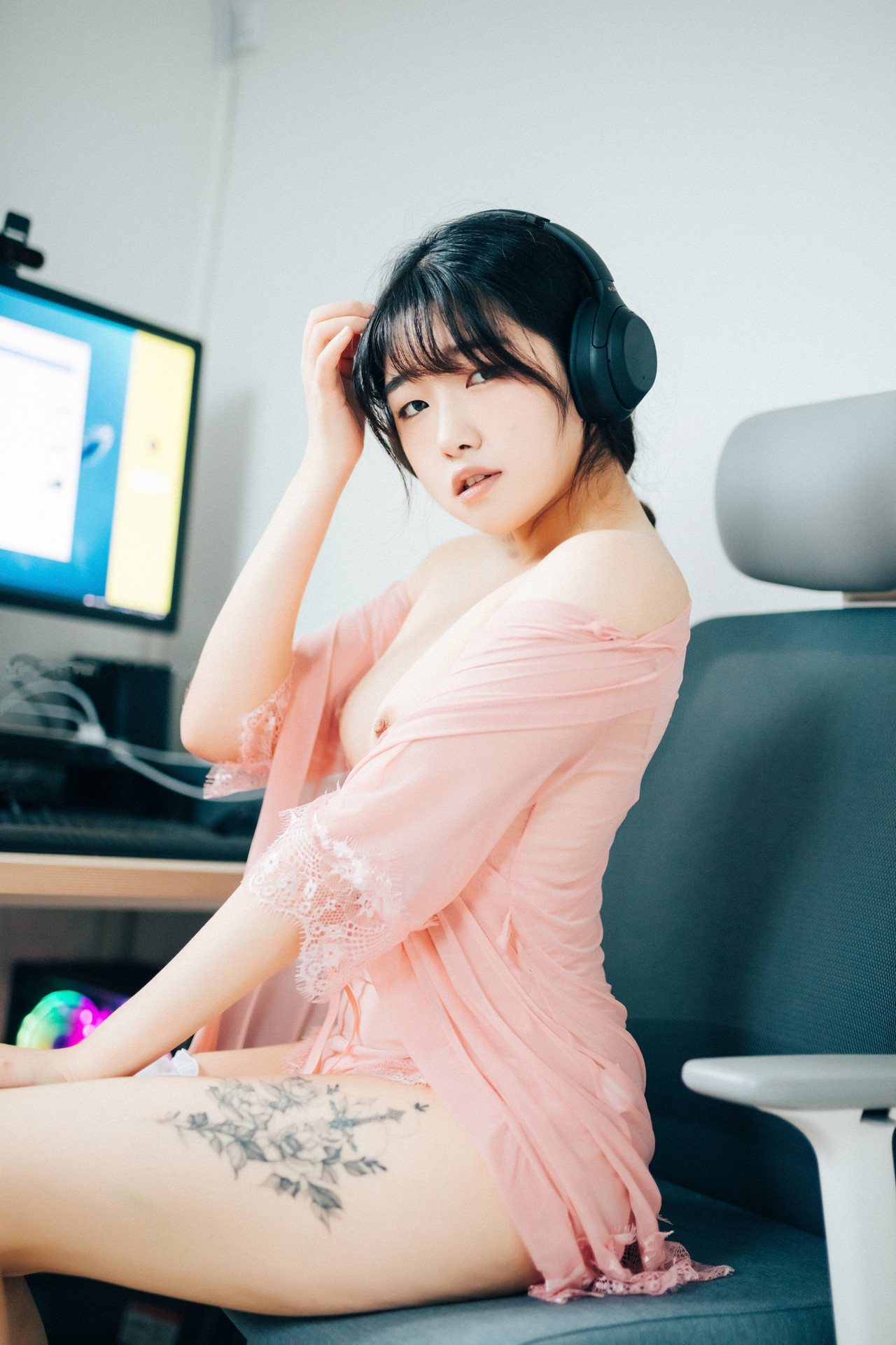 Sonson 손손, [Loozy] Date at home (+S Ver) Set.02(38)