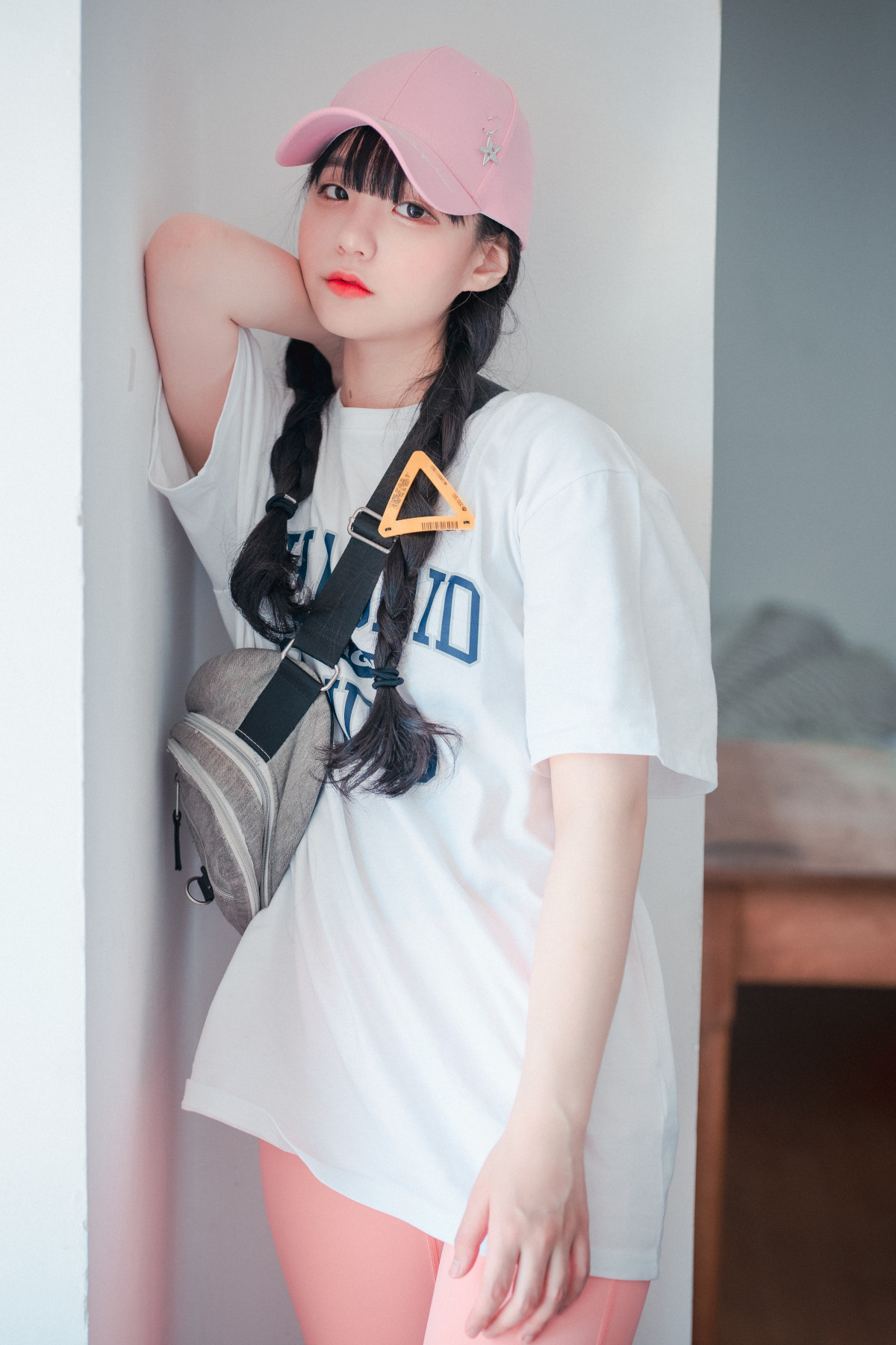 Jeong Jenny 정제니, DJAWA &#8216;Loose and Tight Pink&#8217; Set.03(3)