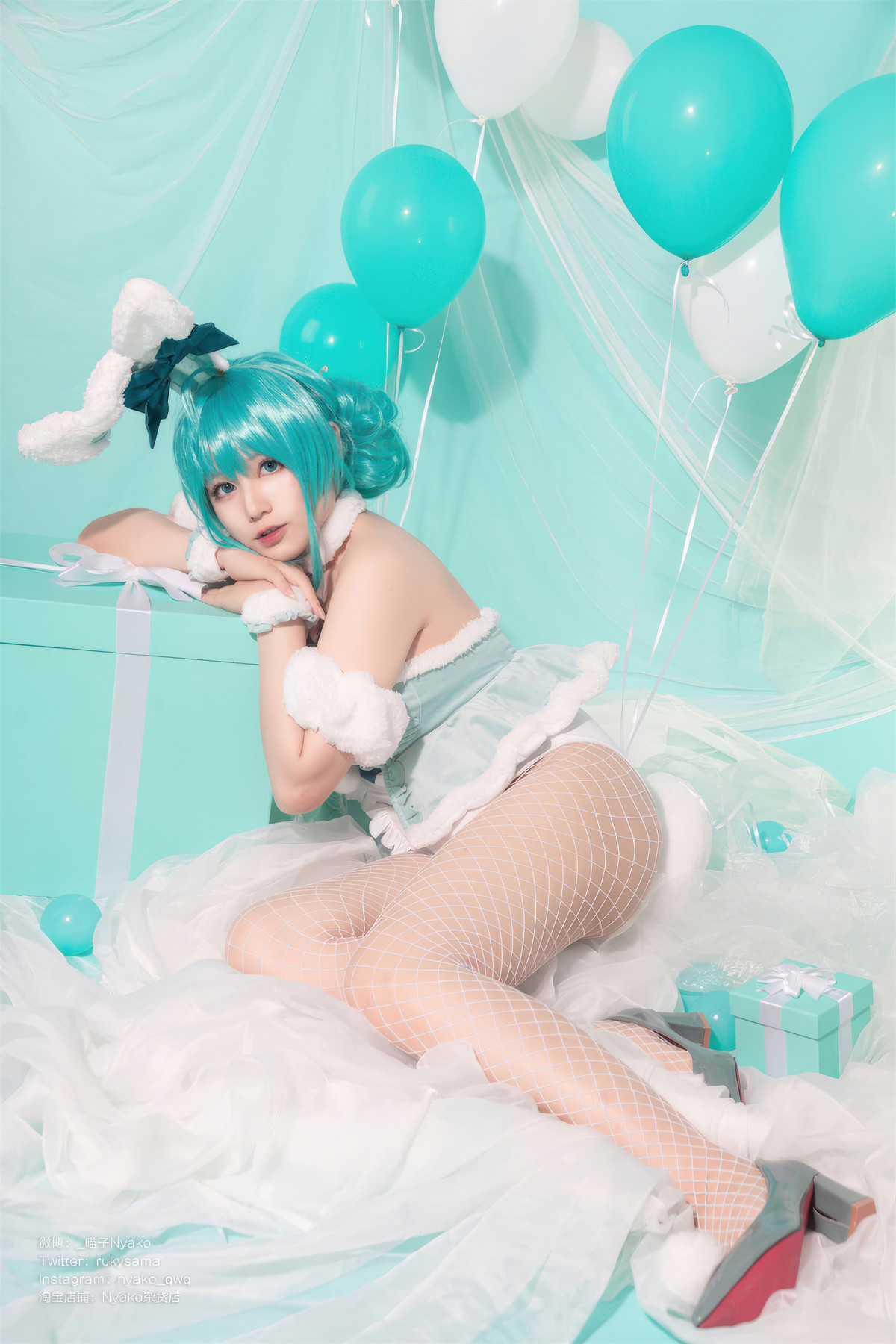 Cosplay Nyako喵子 初音白兔(3)