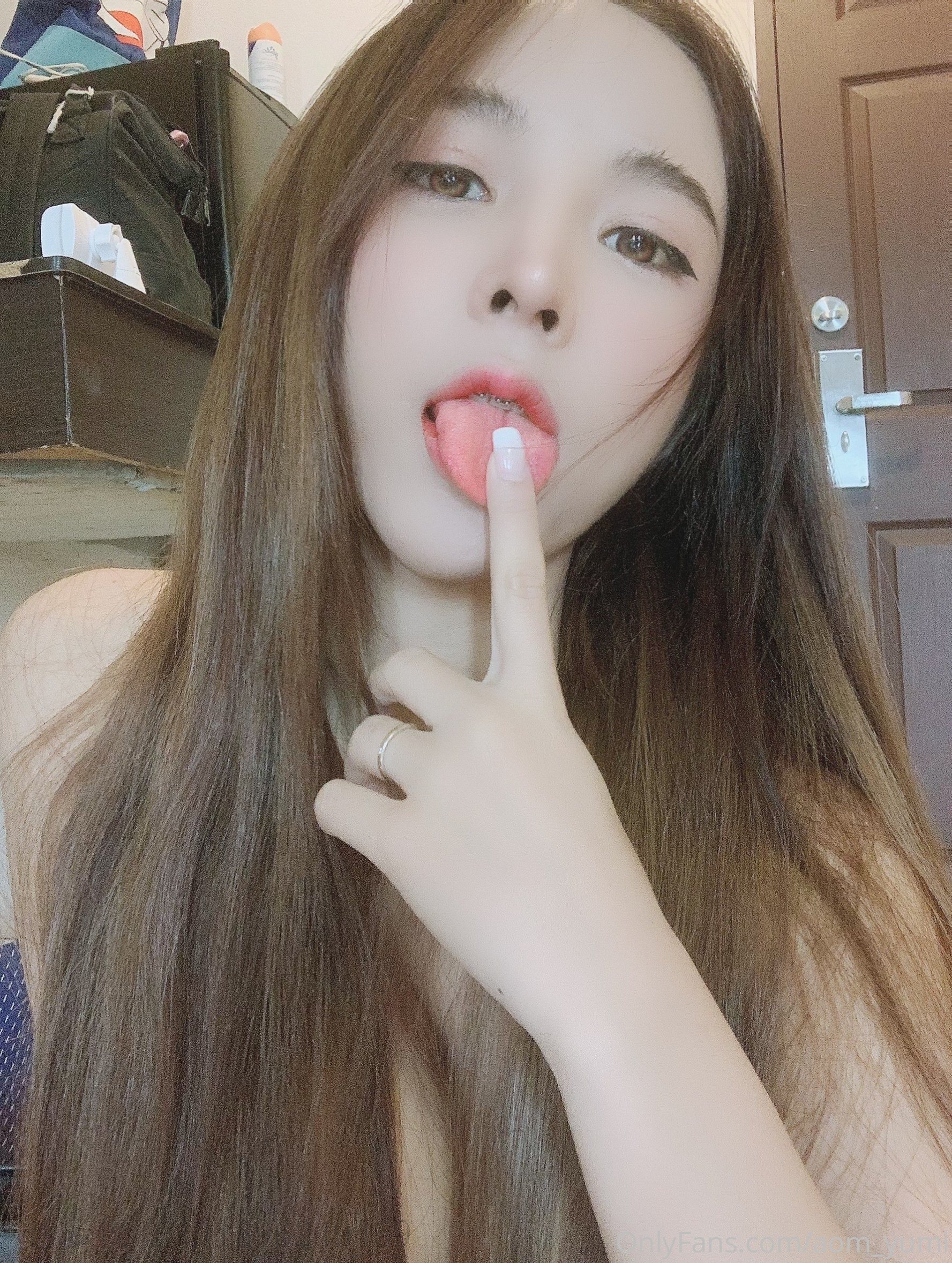 aom_yumi-Onlyfans极品泰国美女[364P28V](90)
