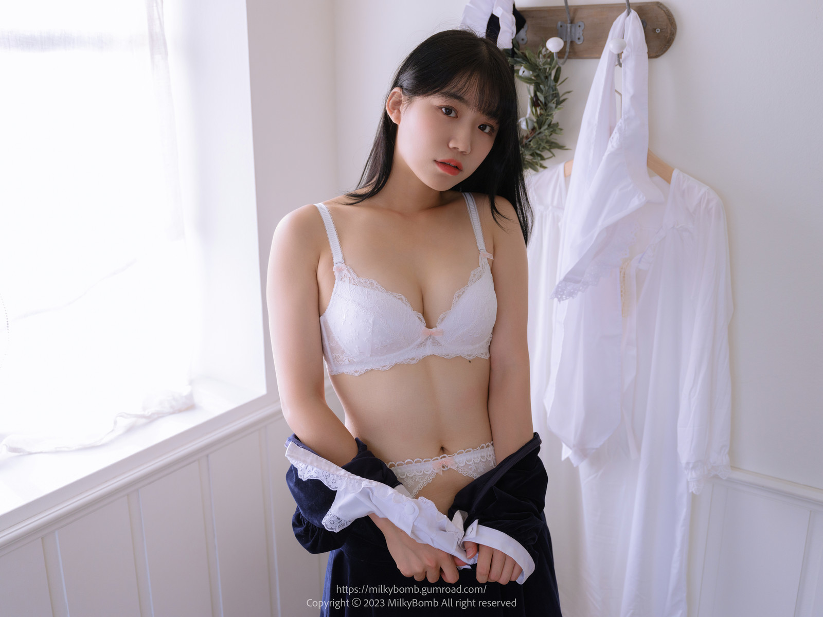Yui 유이, [MilkyBomb] Maid Set.02(25)