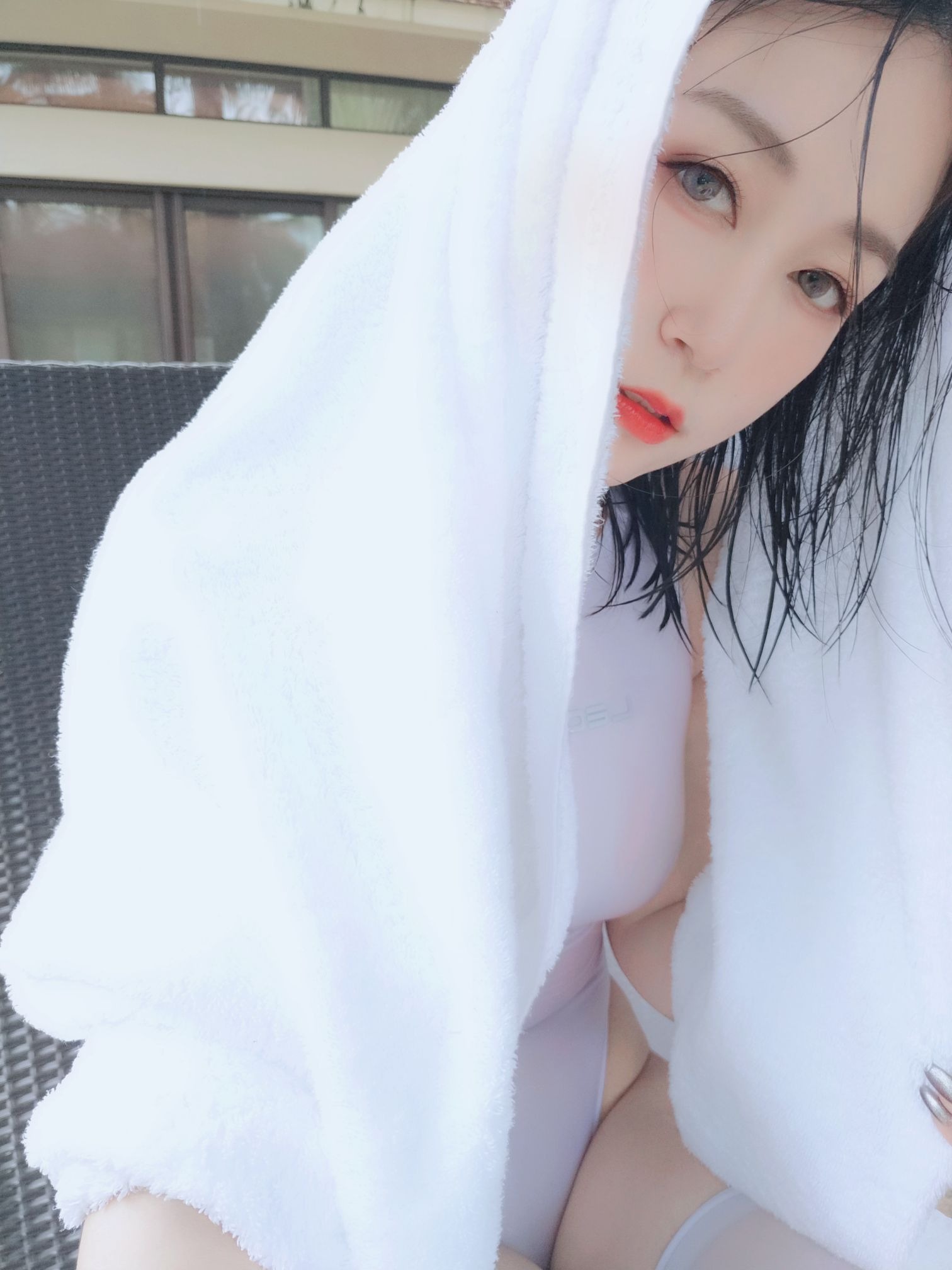 白银81-白色竞泳 [83P2V](55)