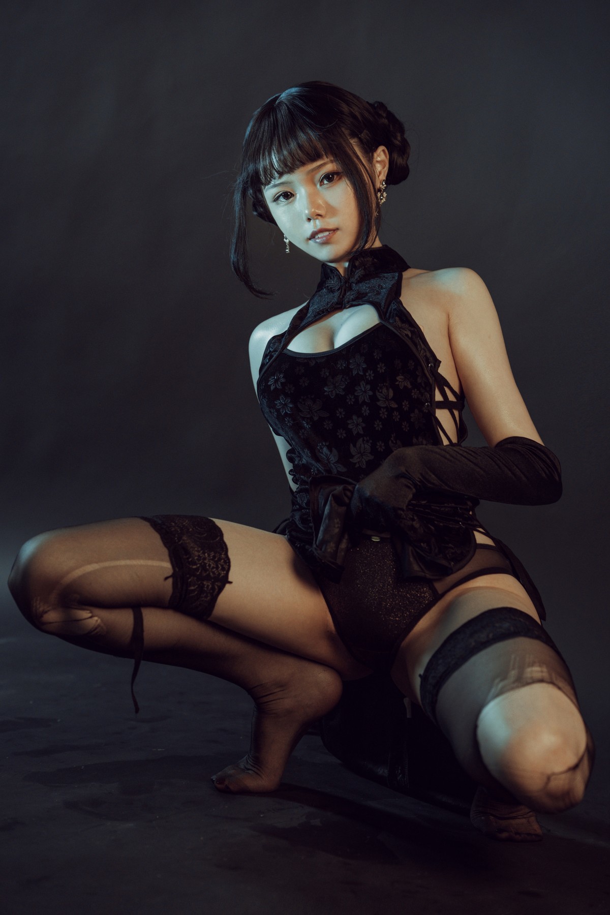 Cosplay 七月喵子 穿旗袍耍剑(21)