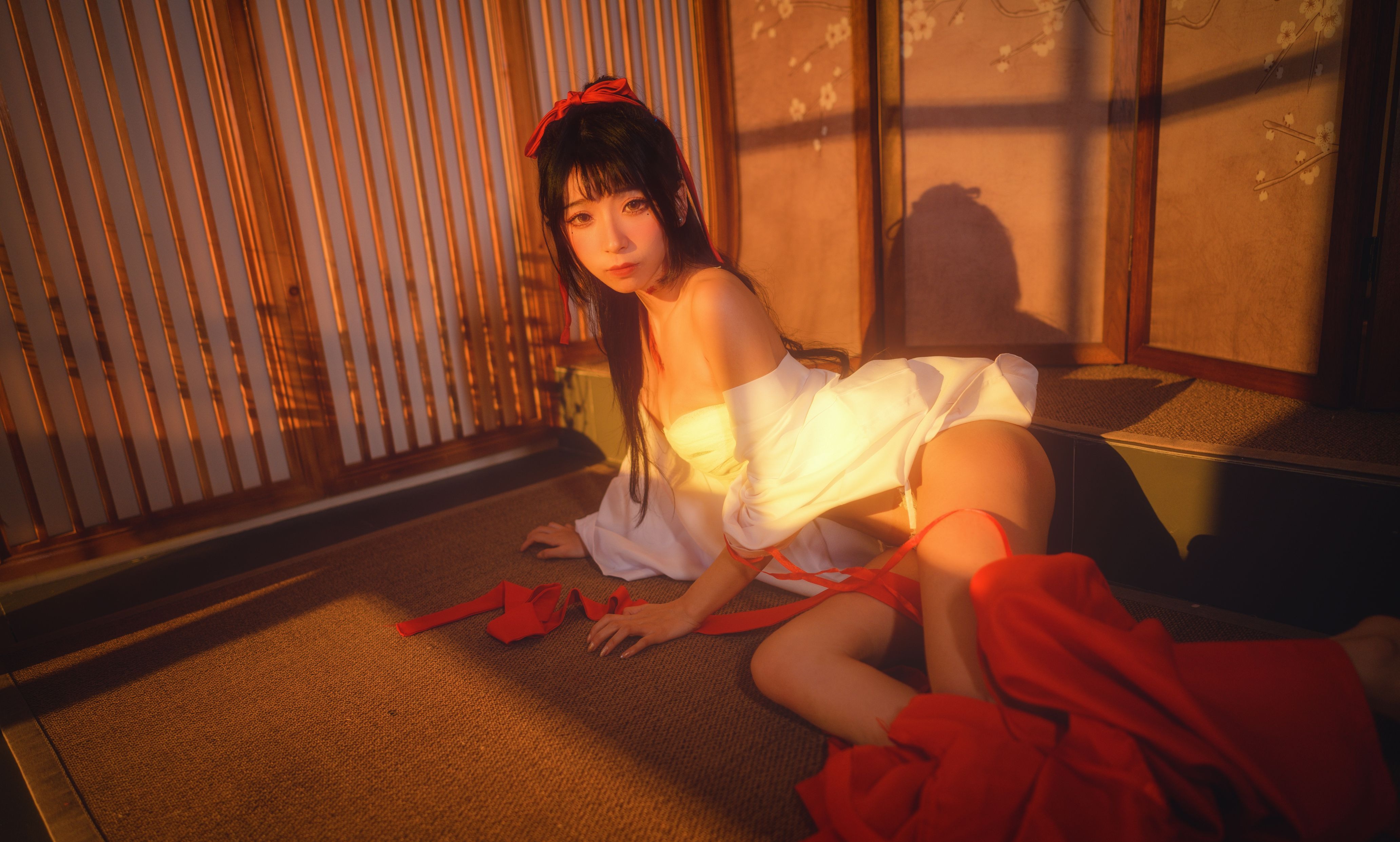 特软儿Sona 巫女 [26P-992MB](11)