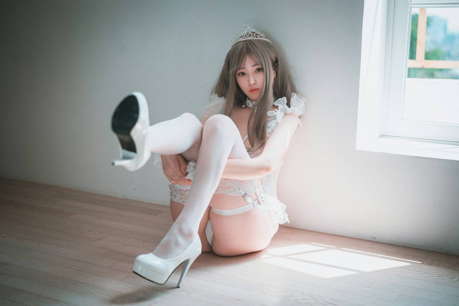 Bambi밤비 -  Reine de Blanc (A-side)(37)