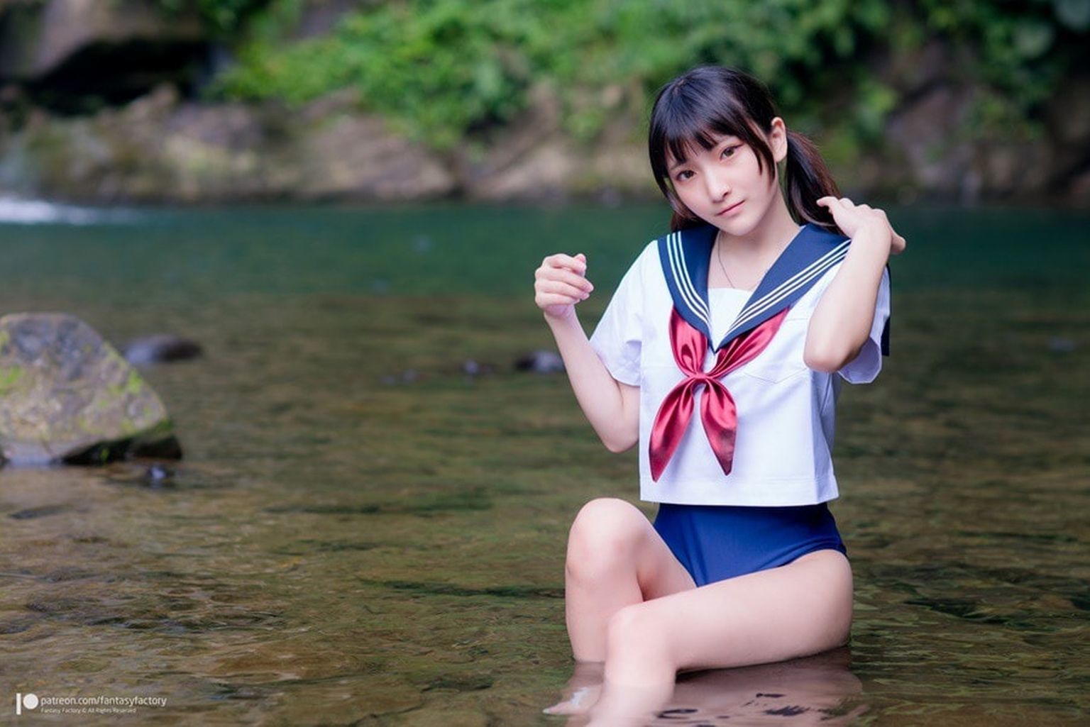 [小丁Patron] High School Girl with Pretty Pussy 皮衣濕身誘惑 (Fantasy Factory)(33)
