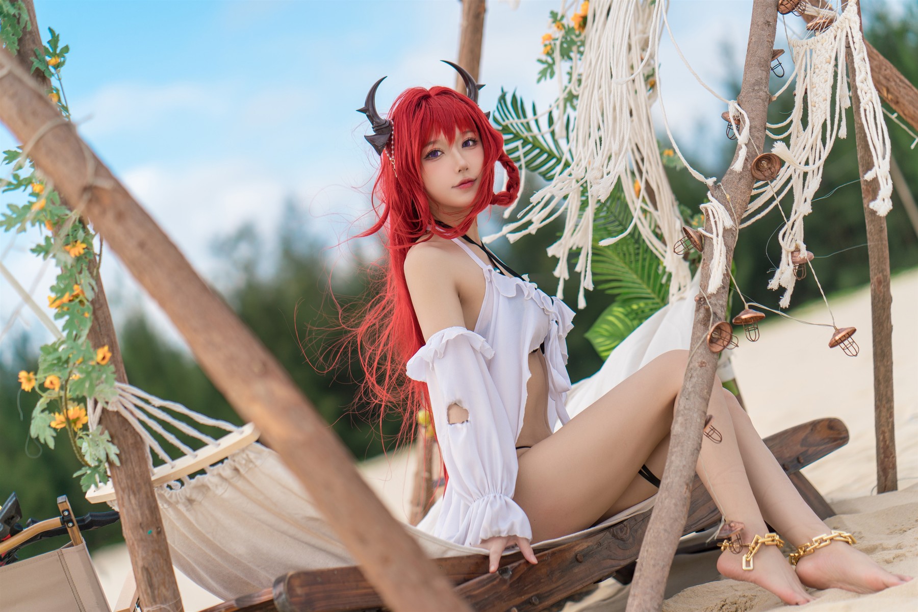 Cosplay 阿包也是兔娘 明日方舟 史尔特尔泳装(22)