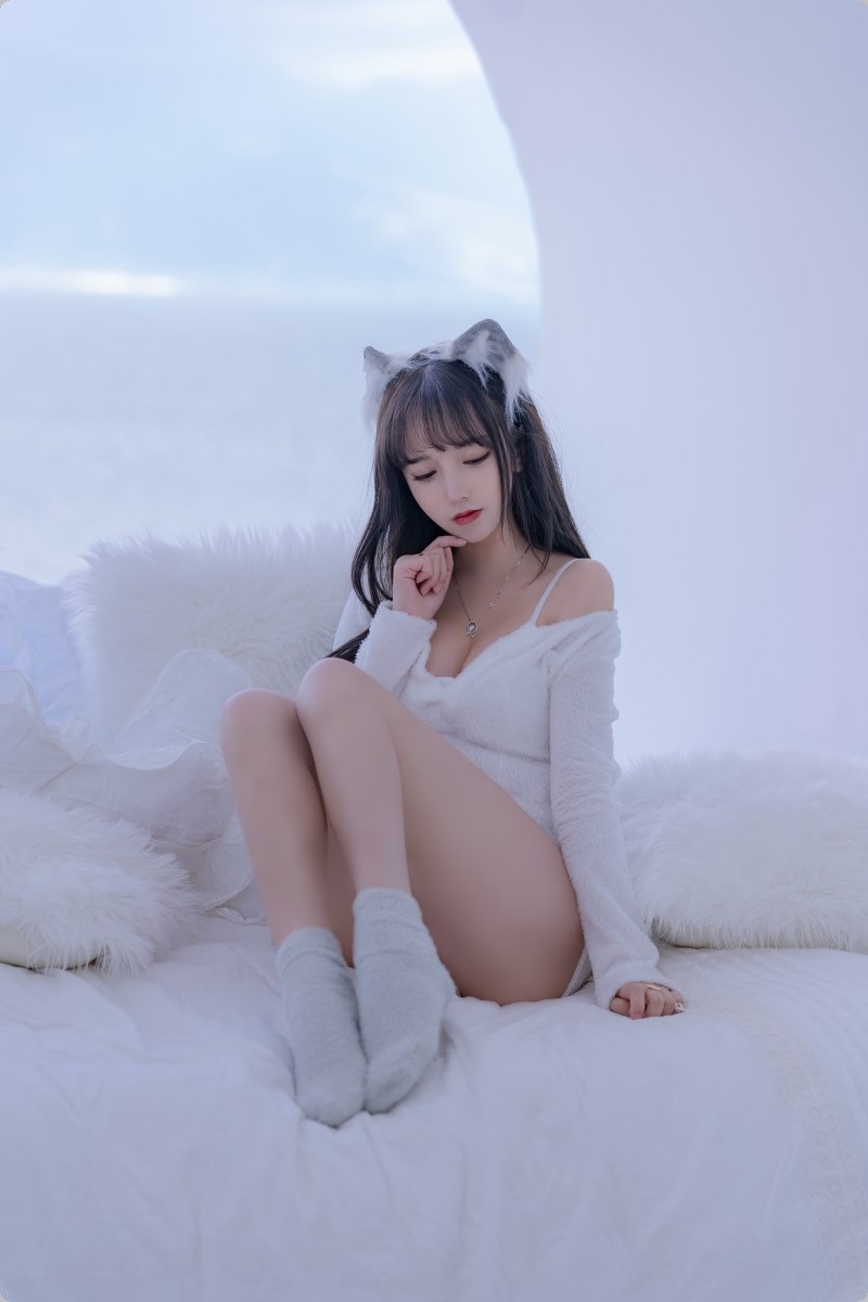 [Cos]过期米线线喵 - 小白狼[56P](11)
