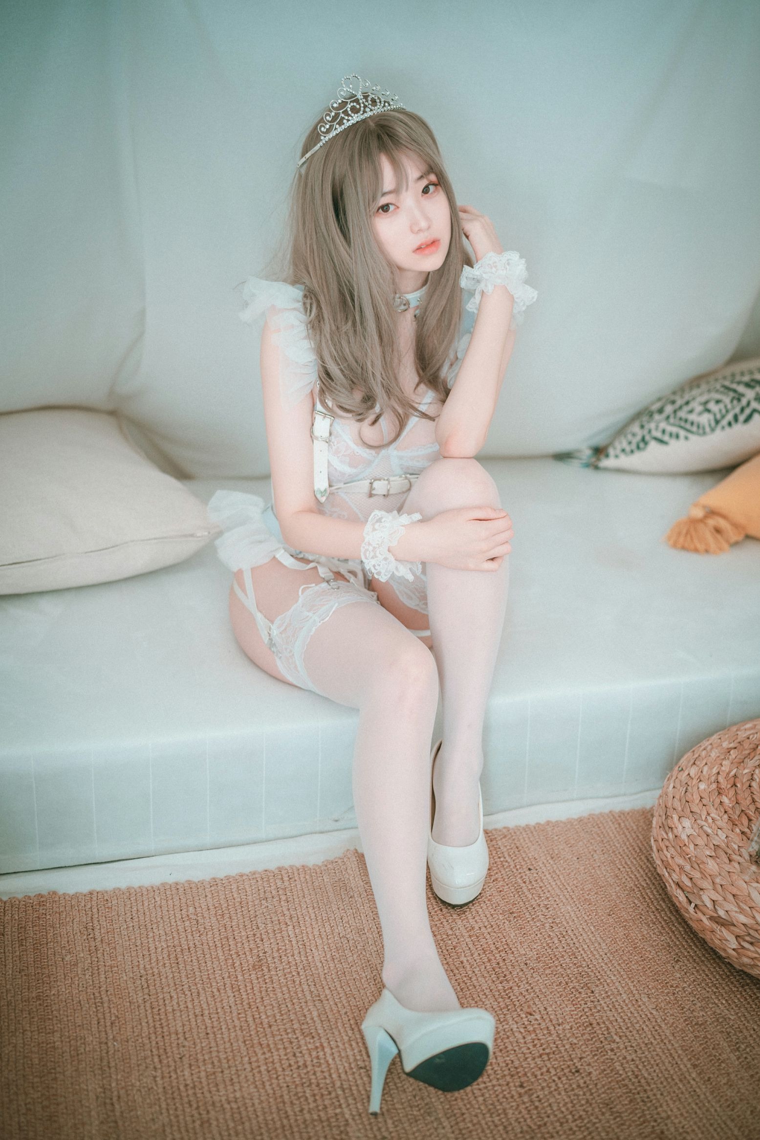 Bambi밤비 -  Reine de Blanc (A-side)(42)