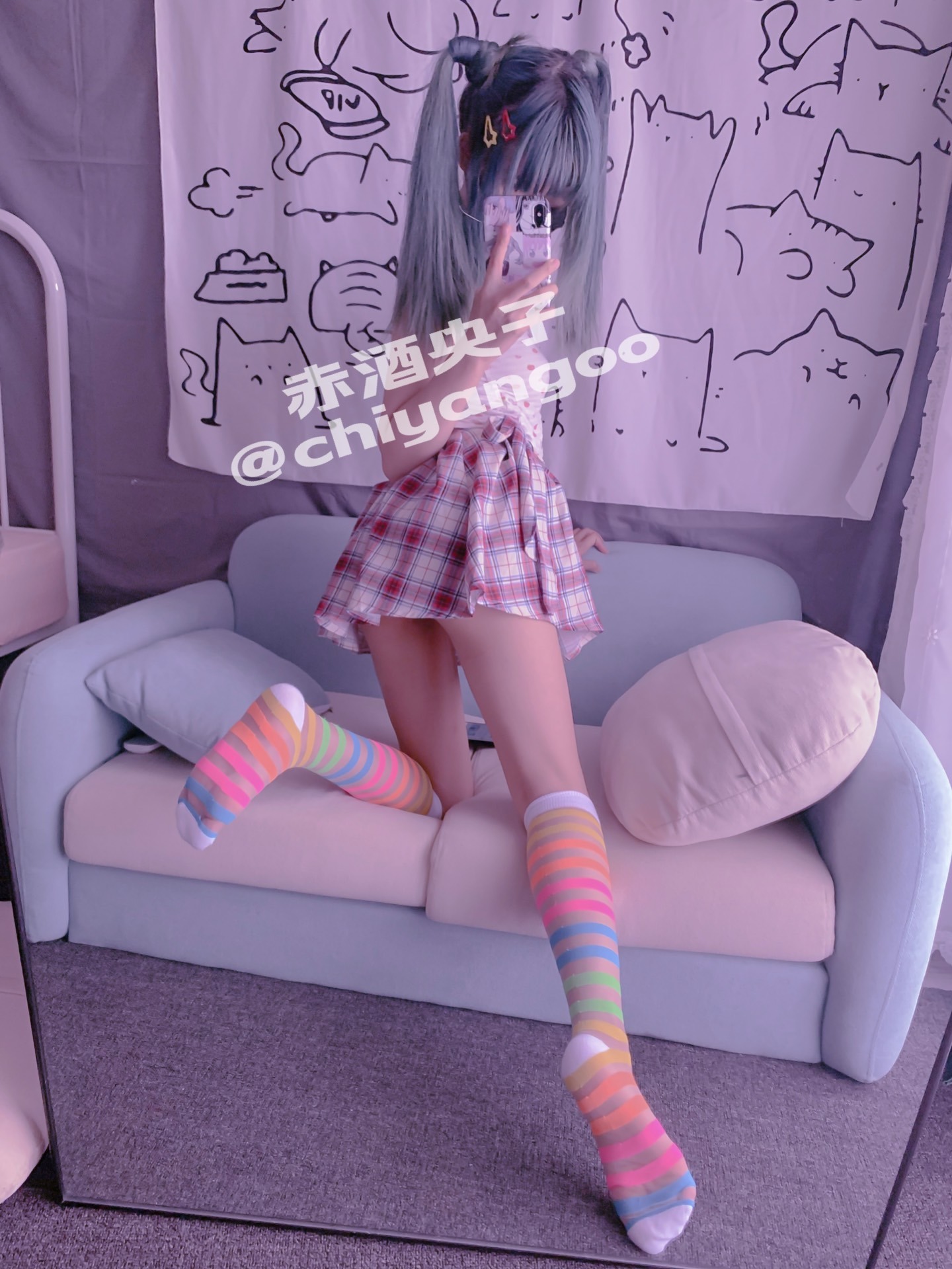 赤酒姬-004-彩虹袜格子裙[21P](15)