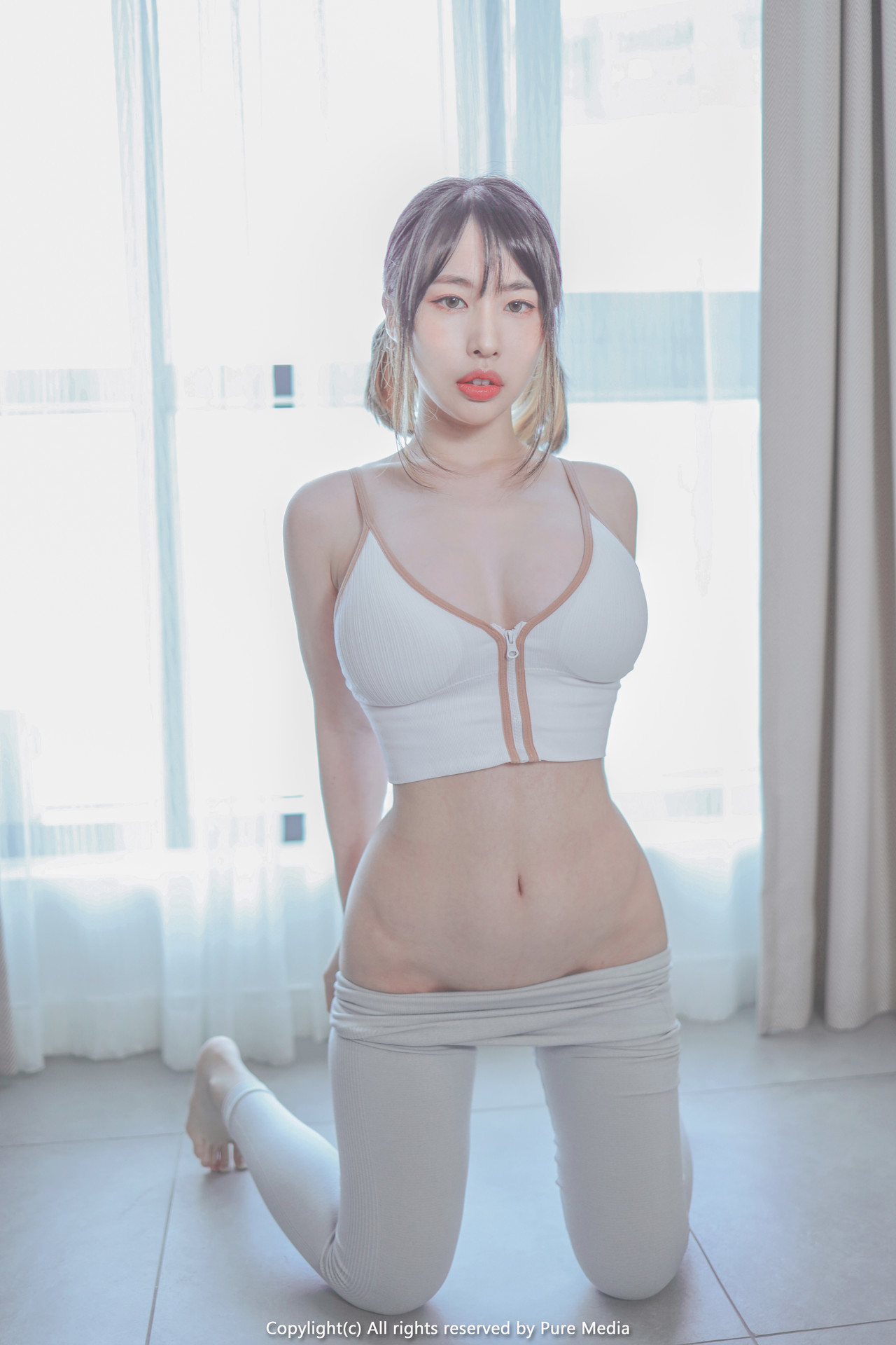 Uhye 이유혜, [PURE MEDIA] Vol.103 누드 디지털화보 Set.01(14)