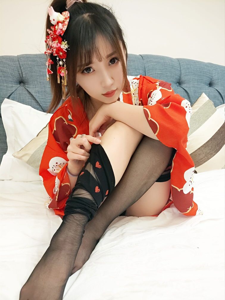 小女巫露娜-和服桃心黑色长筒袜[44P](24)