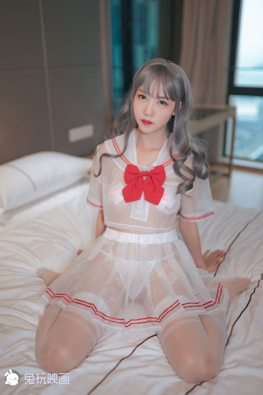 抖娘利世-白色死库水激凸自拍、波西米亚、穿制服的小姐姐[105P](73)